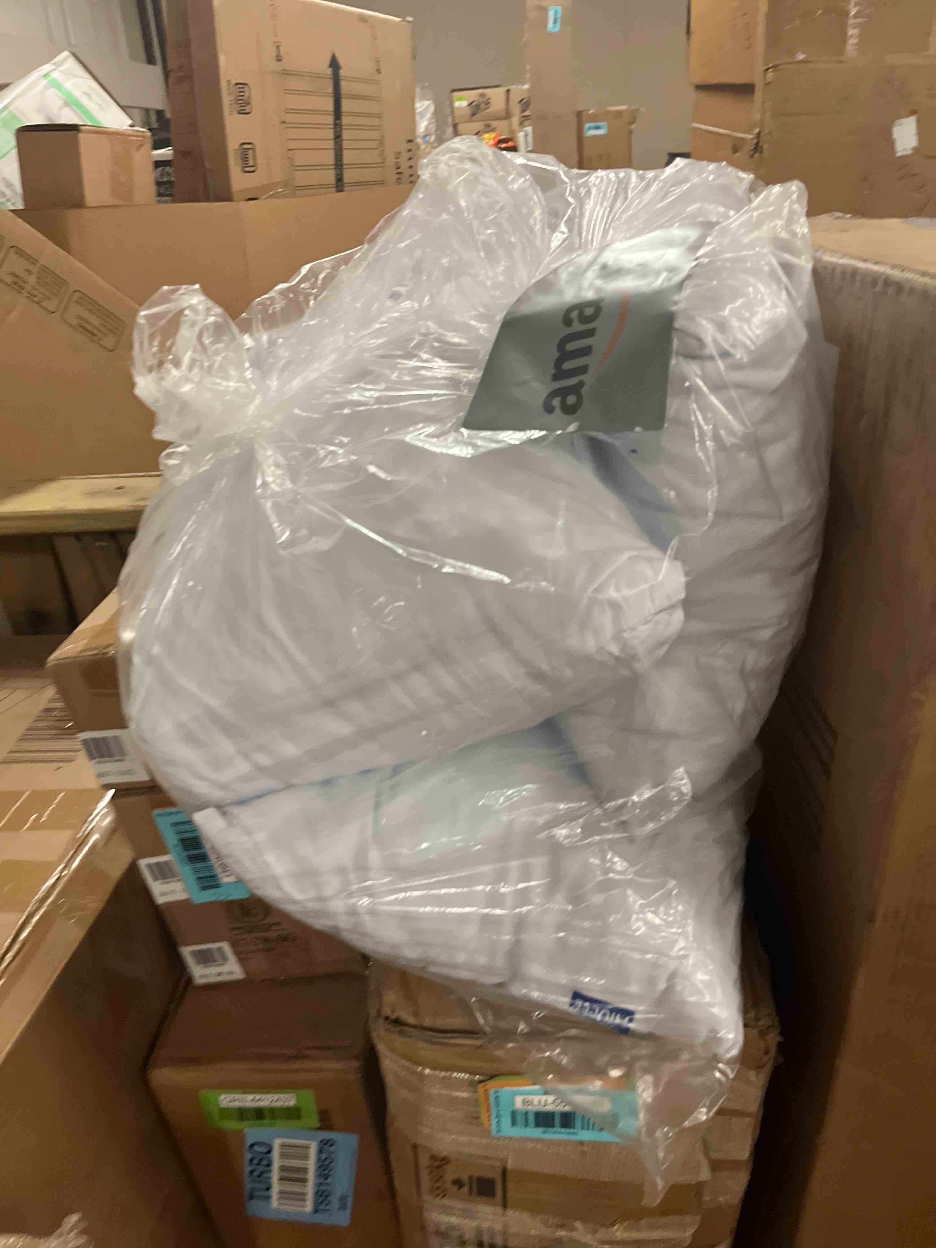 https://s3.amazonaws.com/lotting-images-prod/phillipi/BLU5540812_1726555049368.jpeg