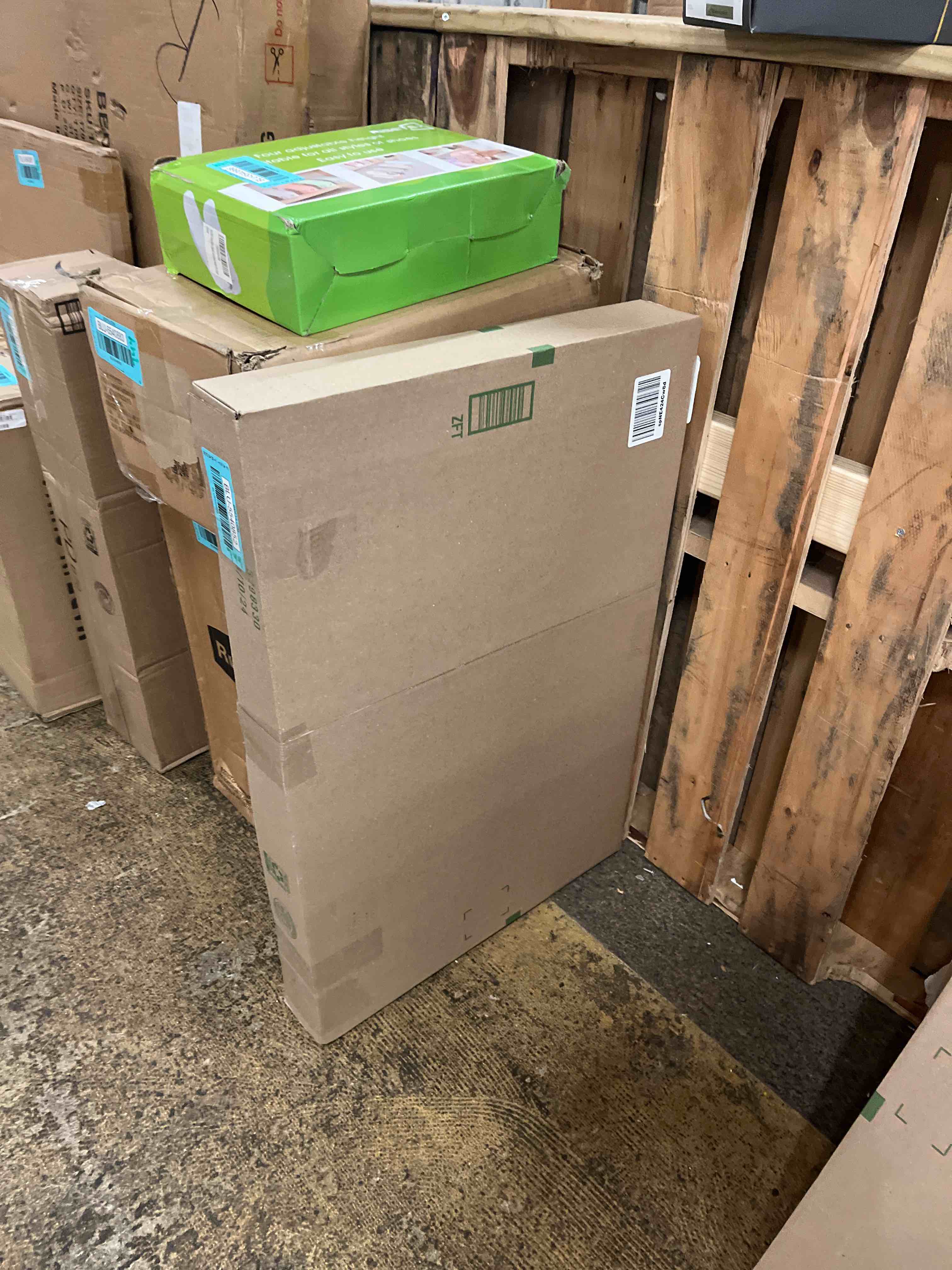 https://s3.amazonaws.com/lotting-images-prod/phillipi/BLU5540858_1726554054989.jpeg