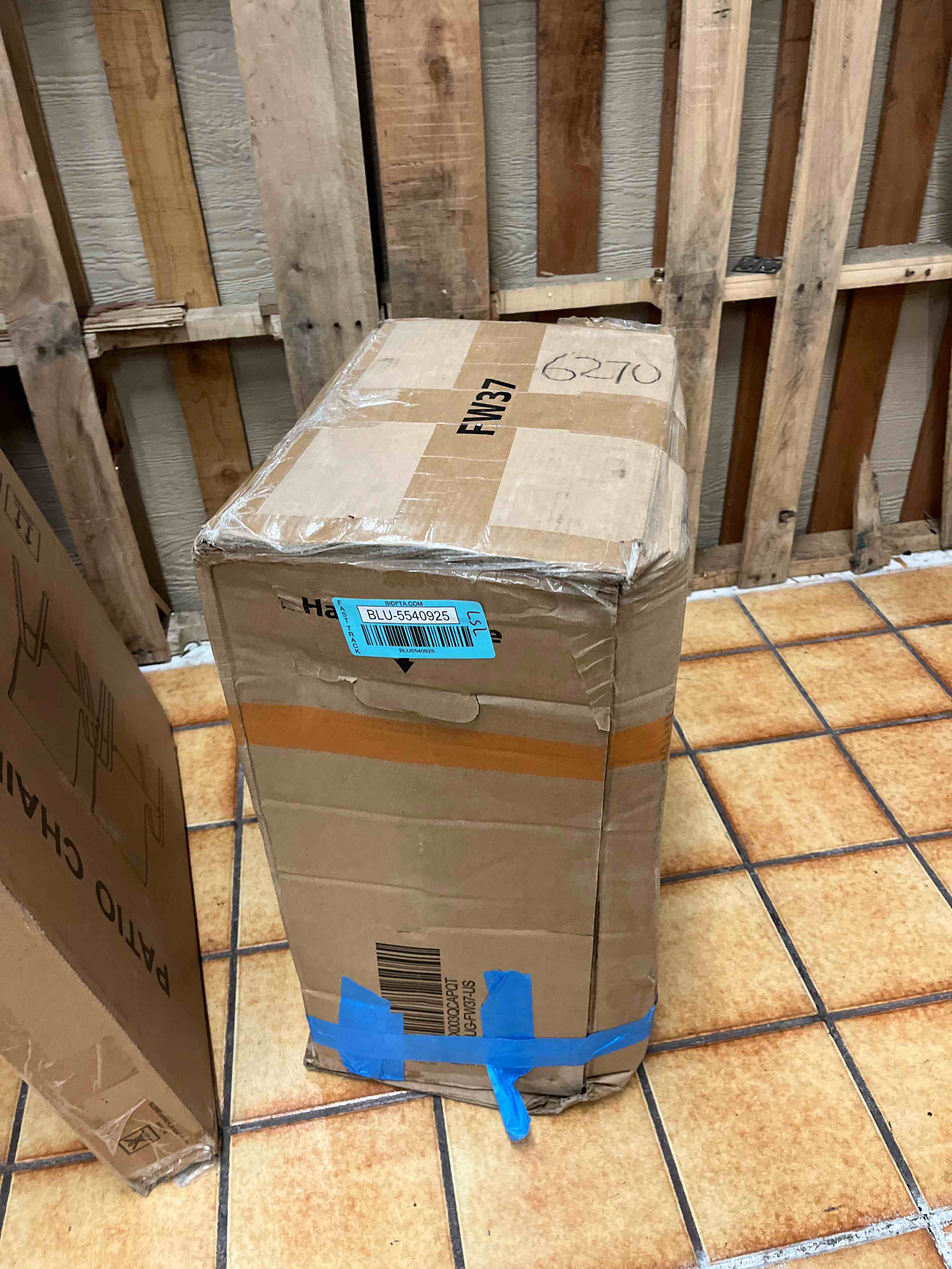 https://s3.amazonaws.com/lotting-images-prod/phillipi/BLU5540925_1726655072433.jpeg