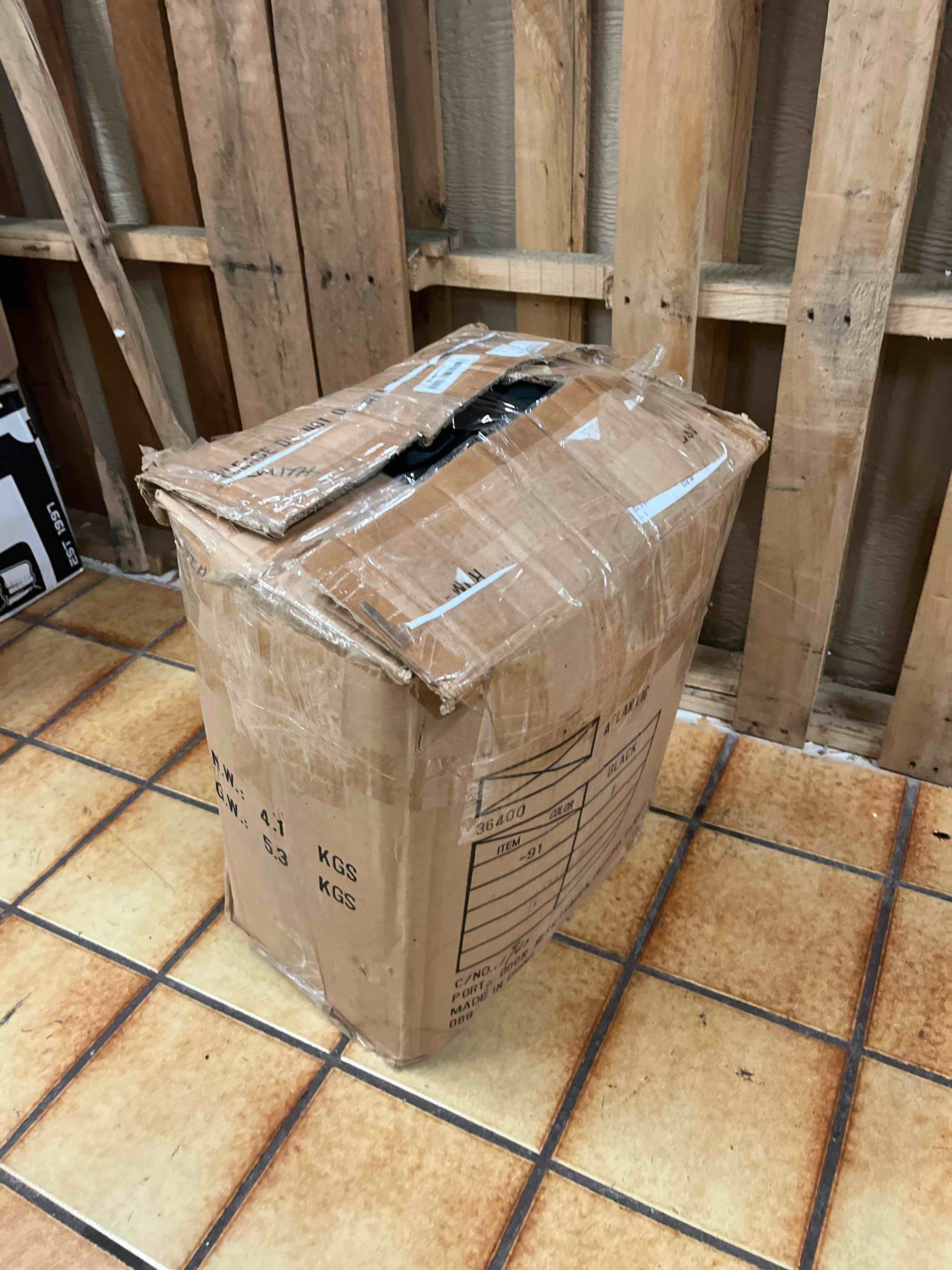 https://s3.amazonaws.com/lotting-images-prod/phillipi/BLU5540930_1726656524264.jpeg