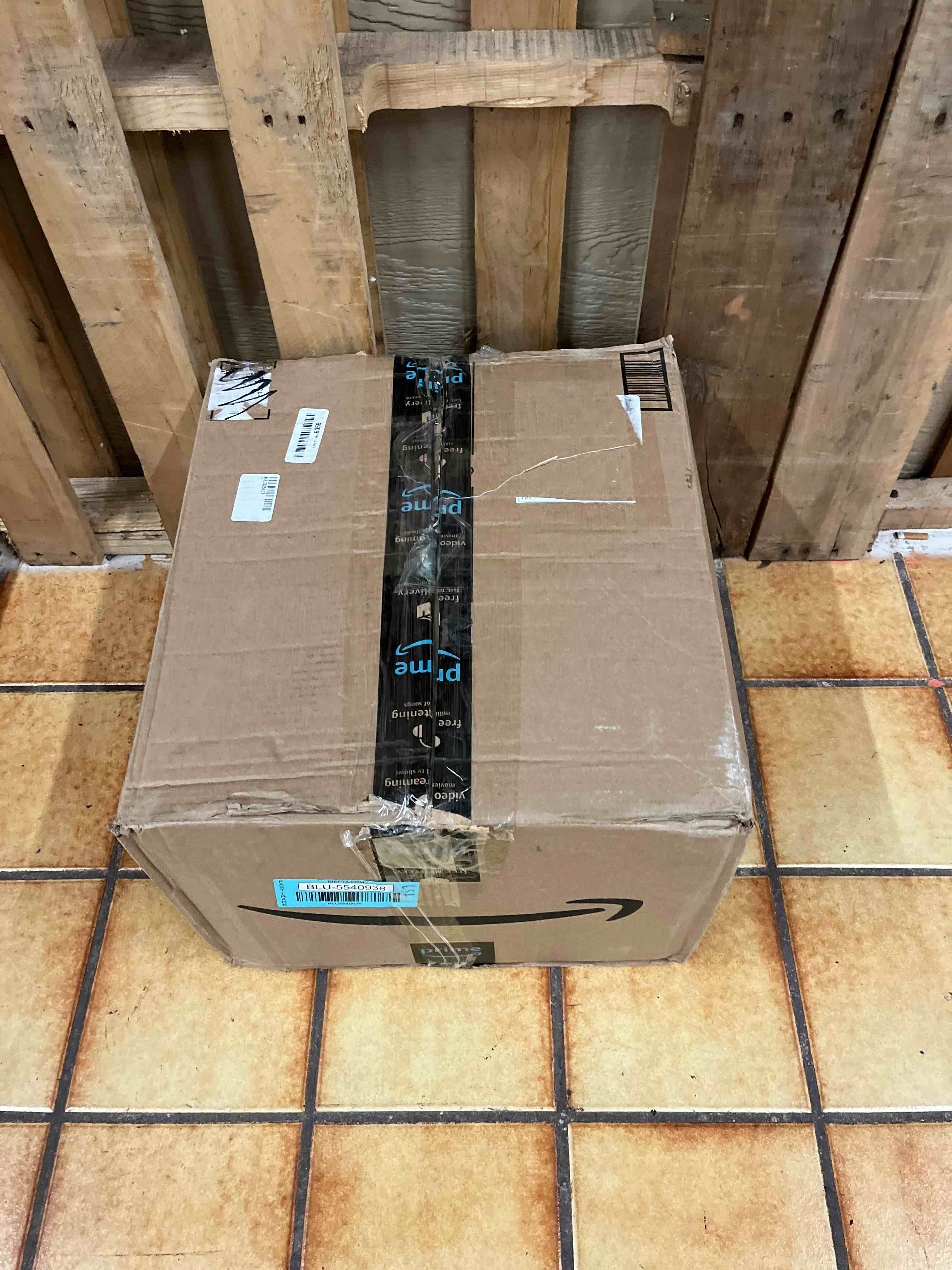 https://s3.amazonaws.com/lotting-images-prod/phillipi/BLU5540938_1726657044176.jpeg