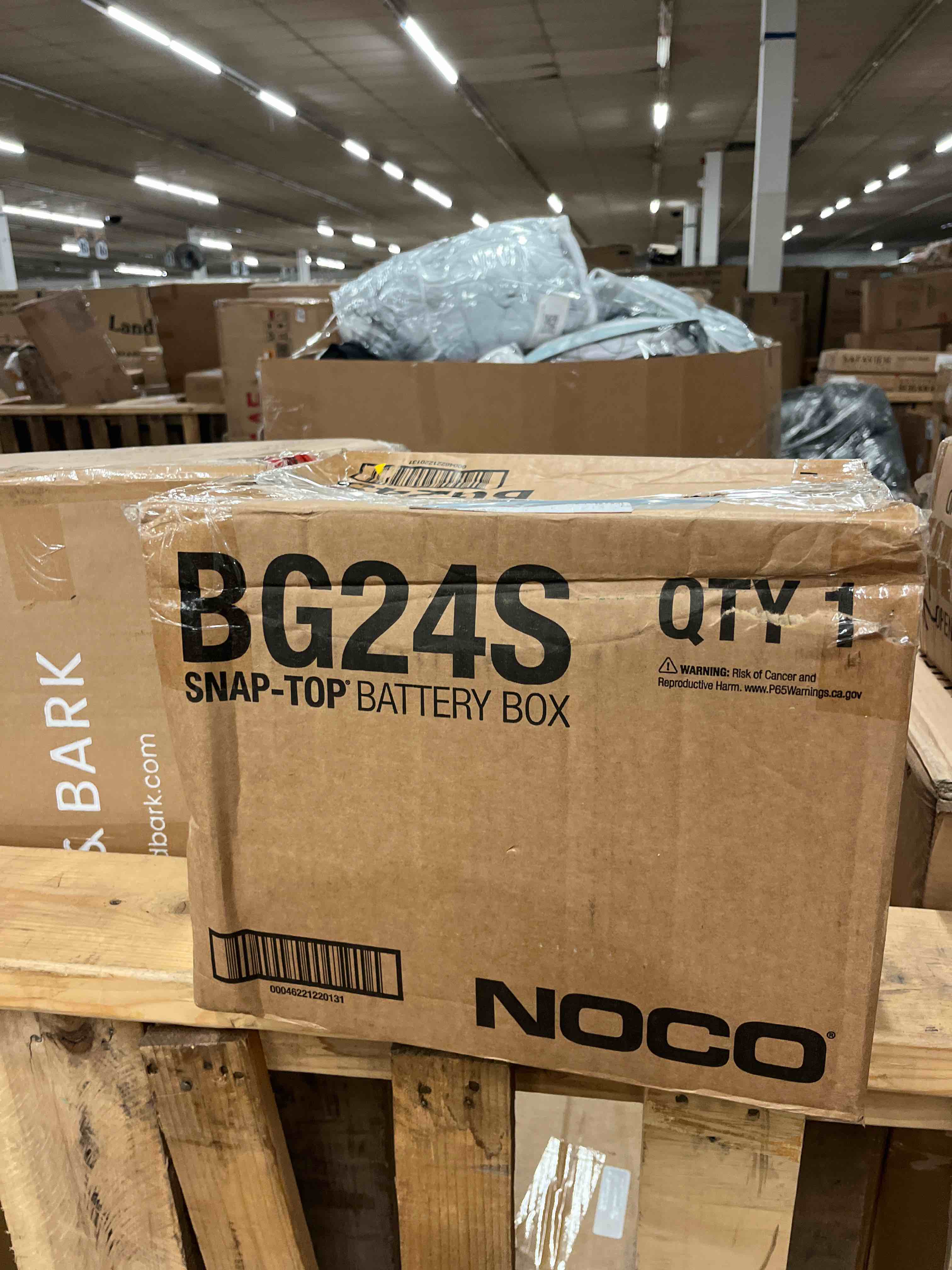 NOCO SnapTop BG6V Battery Box, Single 6V Battery Box for Marine