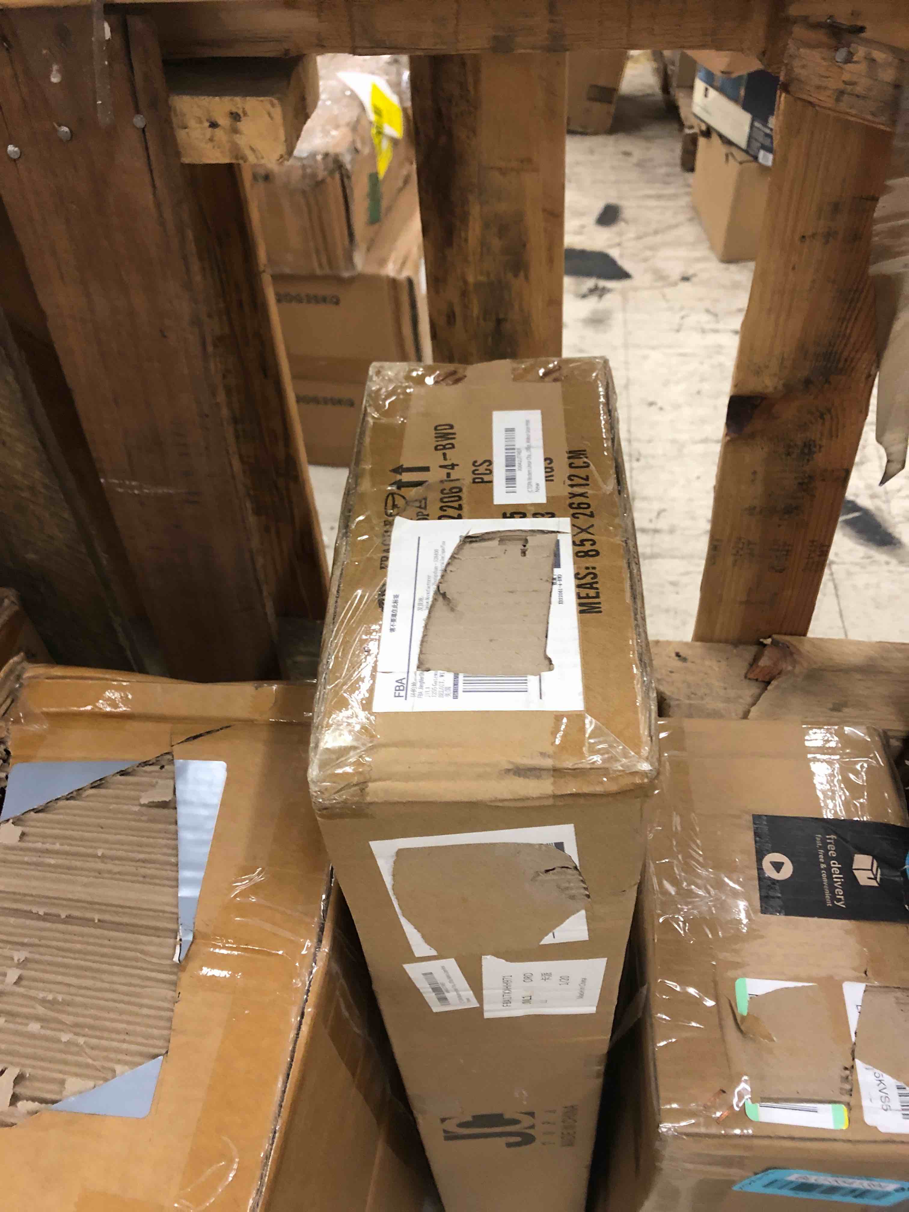 https://s3.amazonaws.com/lotting-images-prod/phillipi/BLU5541395_1729871475555.jpeg