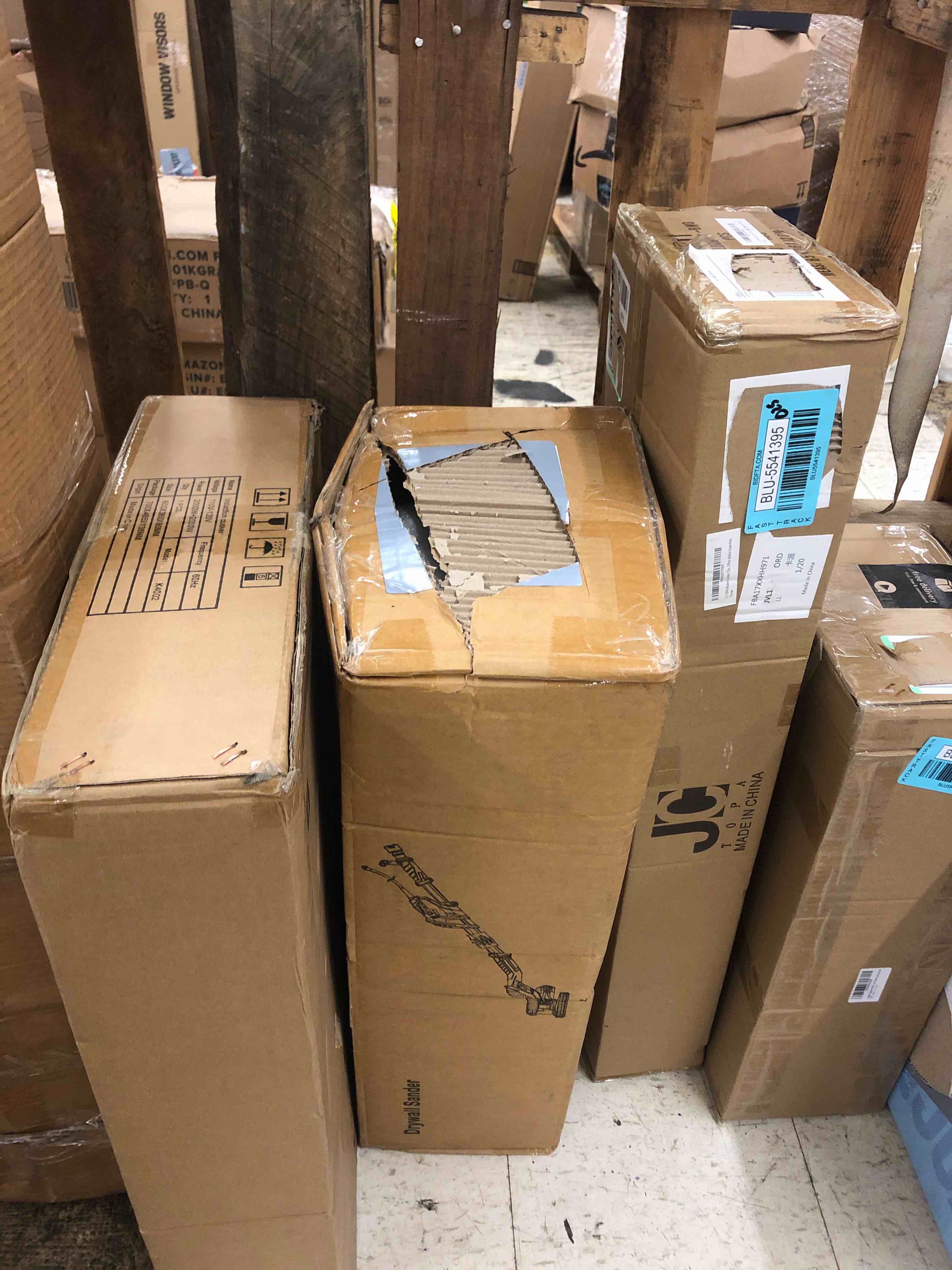 https://s3.amazonaws.com/lotting-images-prod/phillipi/BLU5541396_1729871529129.jpeg