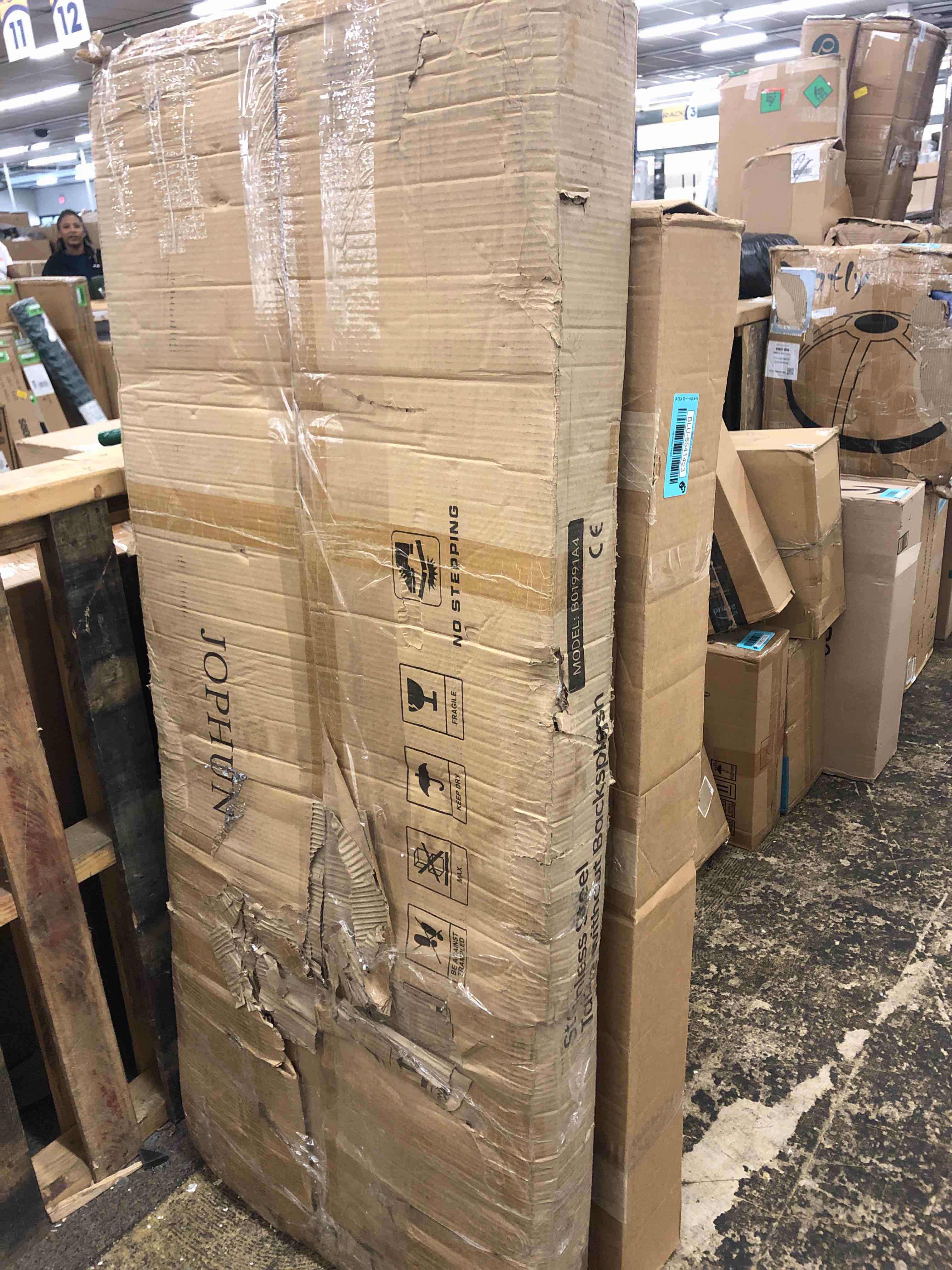 https://s3.amazonaws.com/lotting-images-prod/phillipi/BLU5541427_1729875649869.jpeg