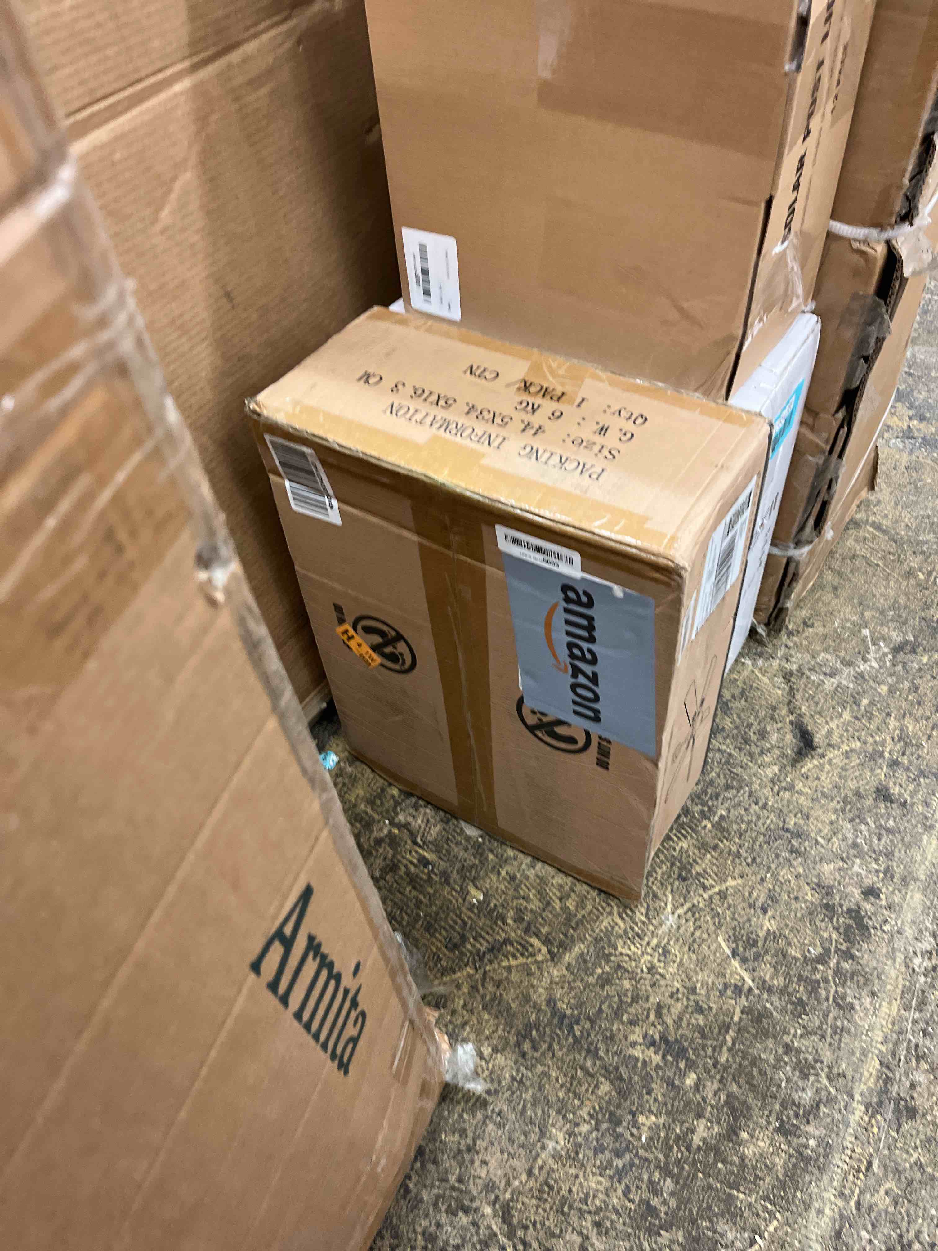 https://s3.amazonaws.com/lotting-images-prod/phillipi/BLU5542110_1728556887456.jpeg