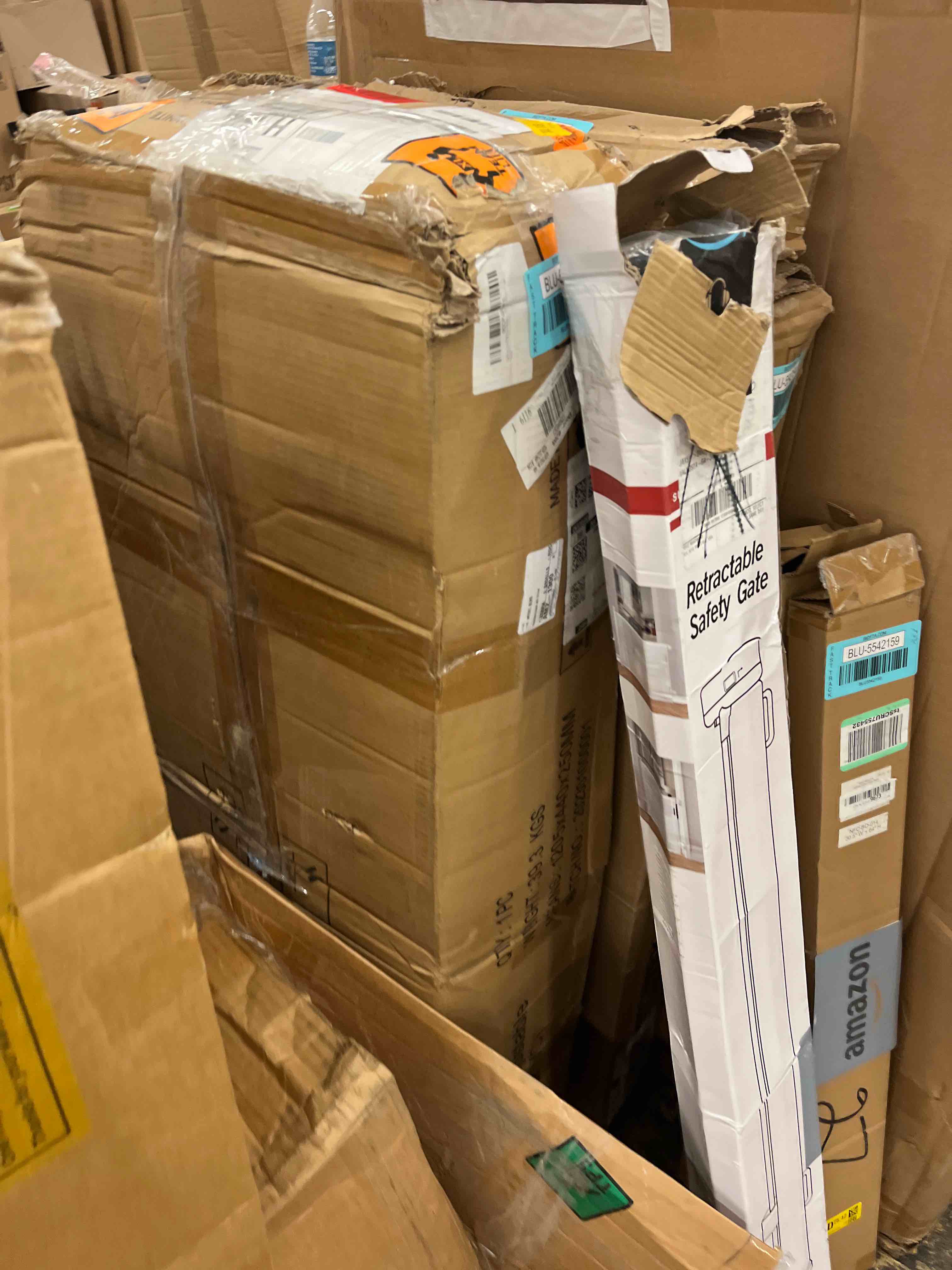 https://s3.amazonaws.com/lotting-images-prod/phillipi/BLU5542160_1728650874978.jpeg