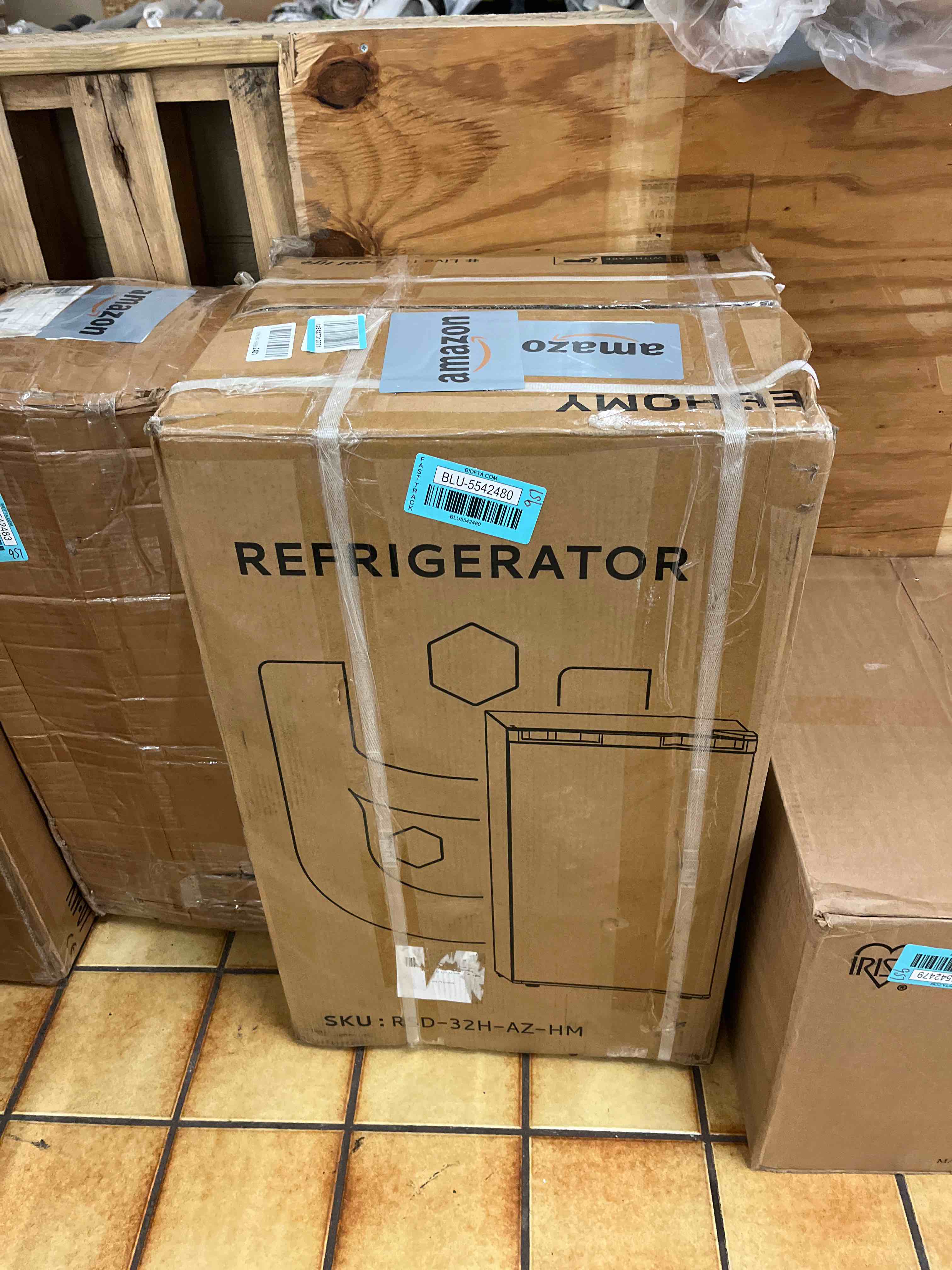 https://s3.amazonaws.com/lotting-images-prod/phillipi/BLU5542480_1729075279926.jpeg