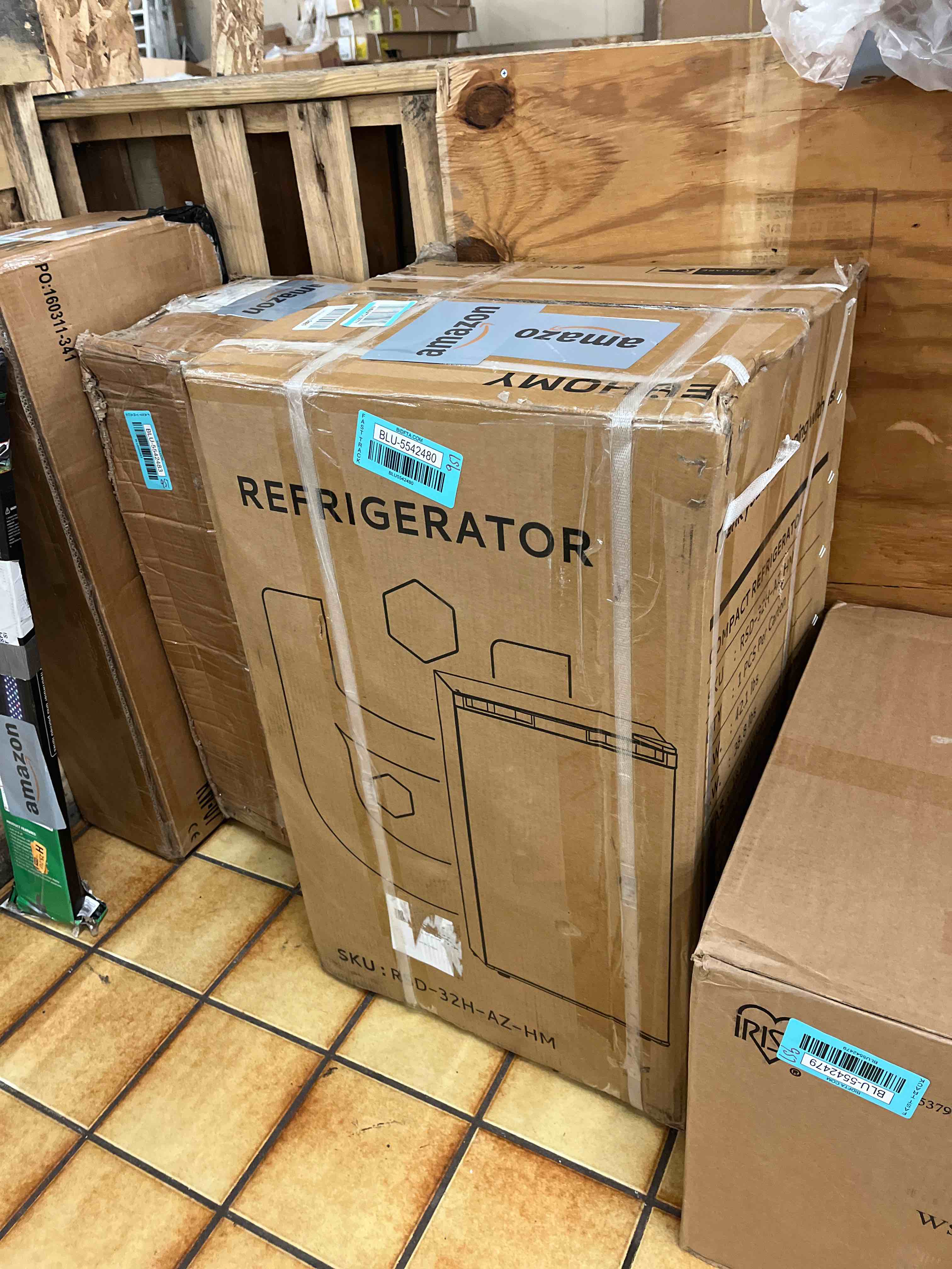 https://s3.amazonaws.com/lotting-images-prod/phillipi/BLU5542480_1729075281563.jpeg
