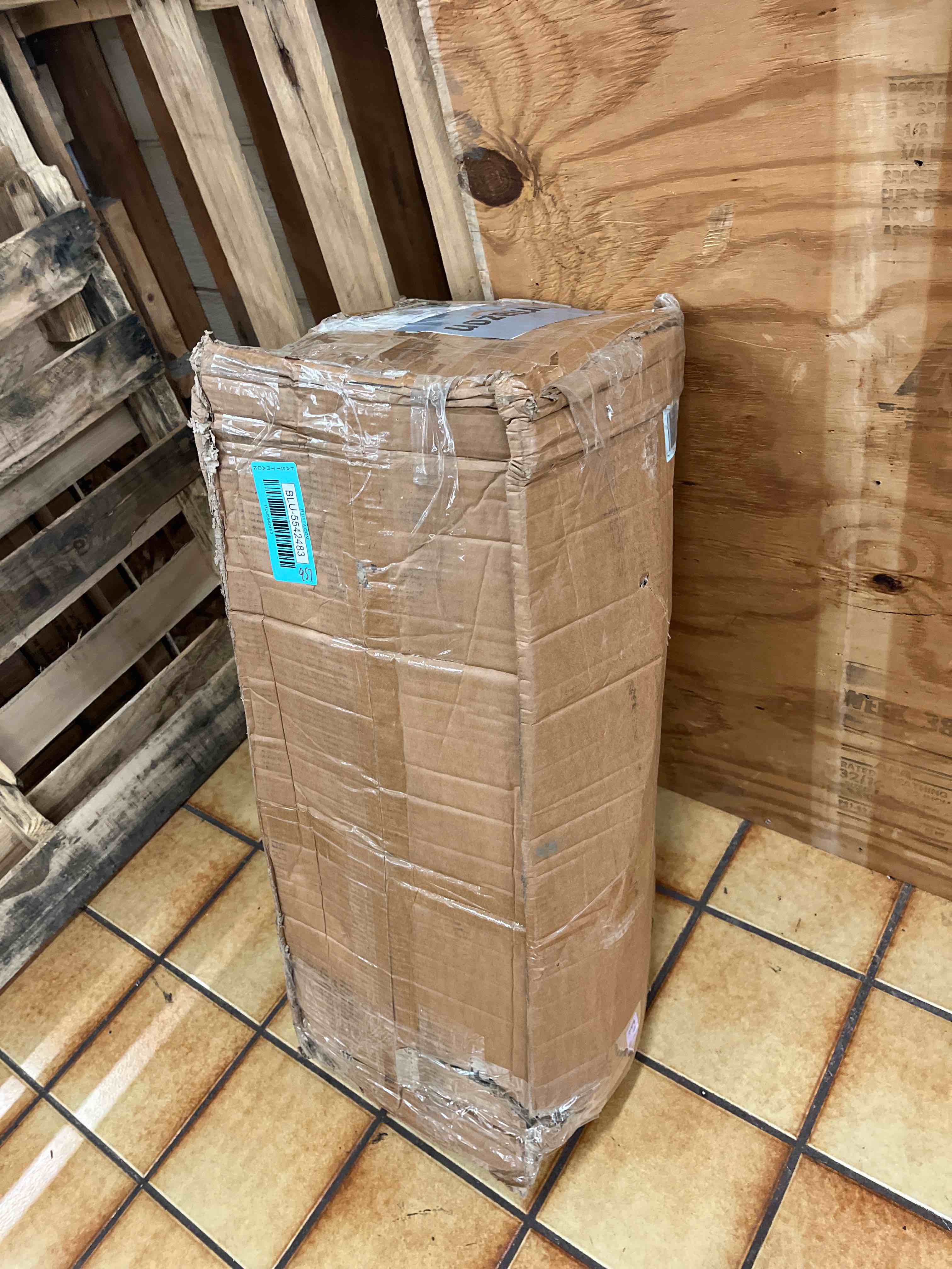 https://s3.amazonaws.com/lotting-images-prod/phillipi/BLU5542483_1729074875991.jpeg