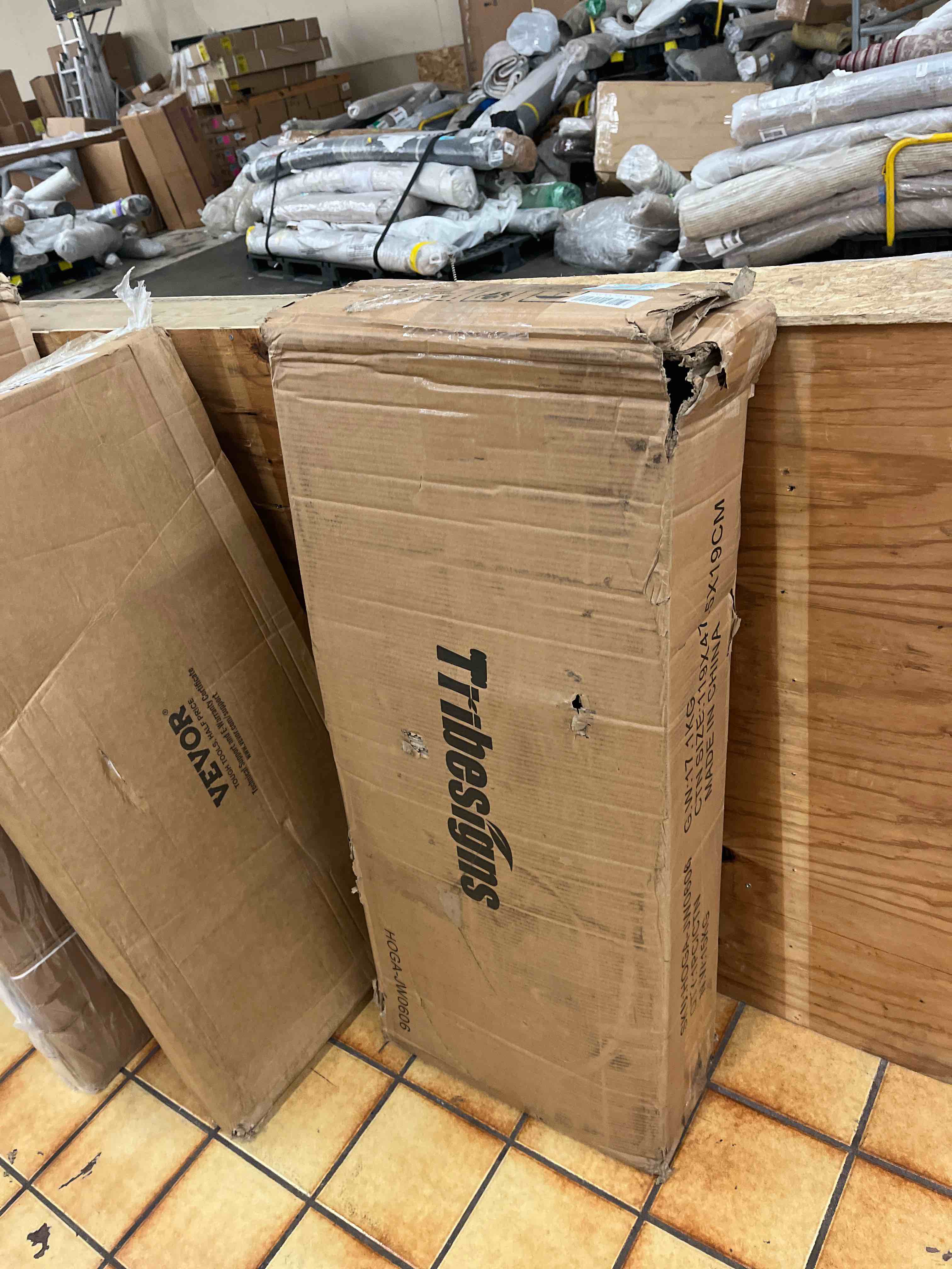 https://s3.amazonaws.com/lotting-images-prod/phillipi/BLU5542508_1729077772228.jpeg