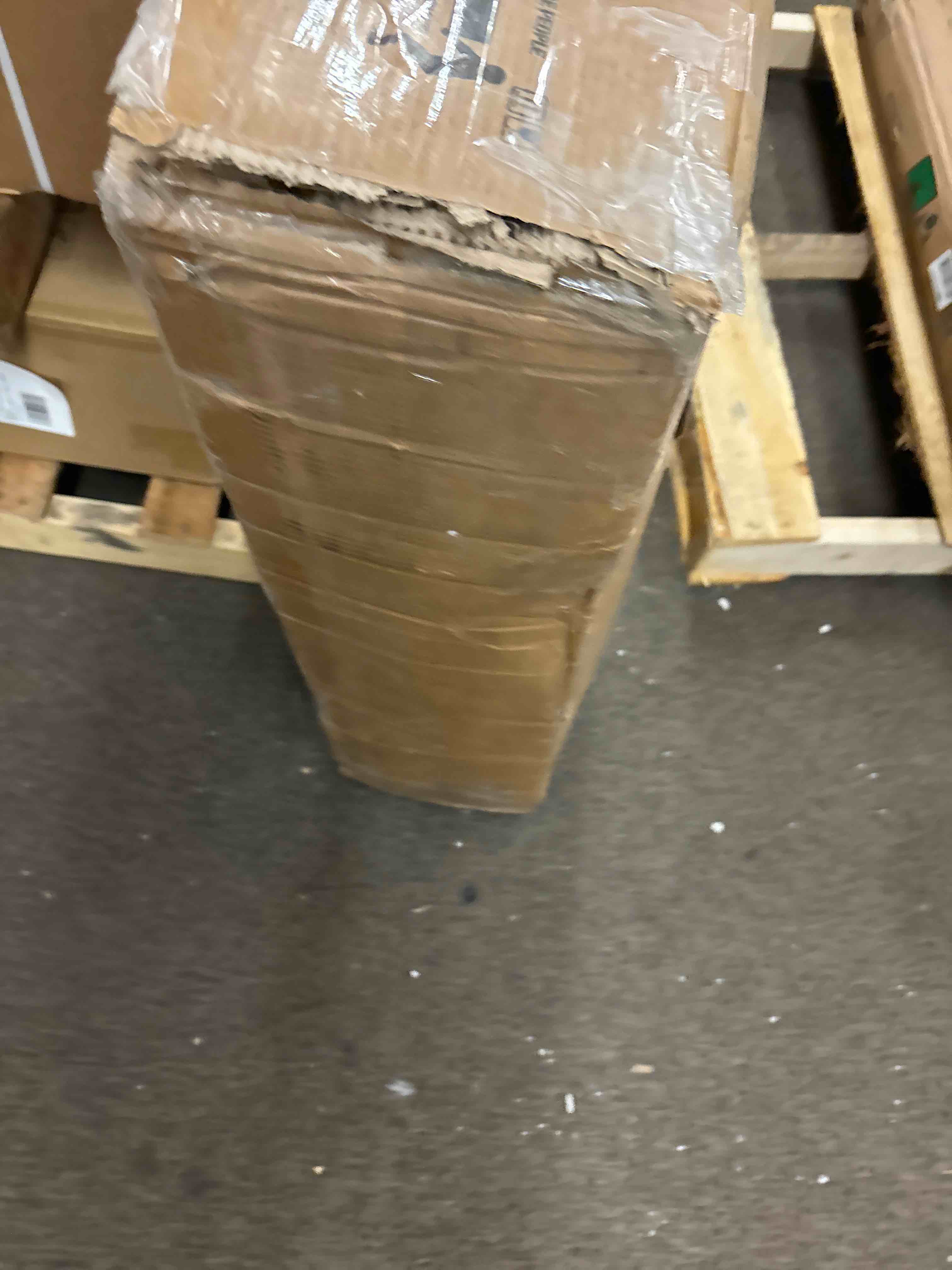 https://s3.amazonaws.com/lotting-images-prod/phillipi/BLU5546230_1705694979228.jpeg