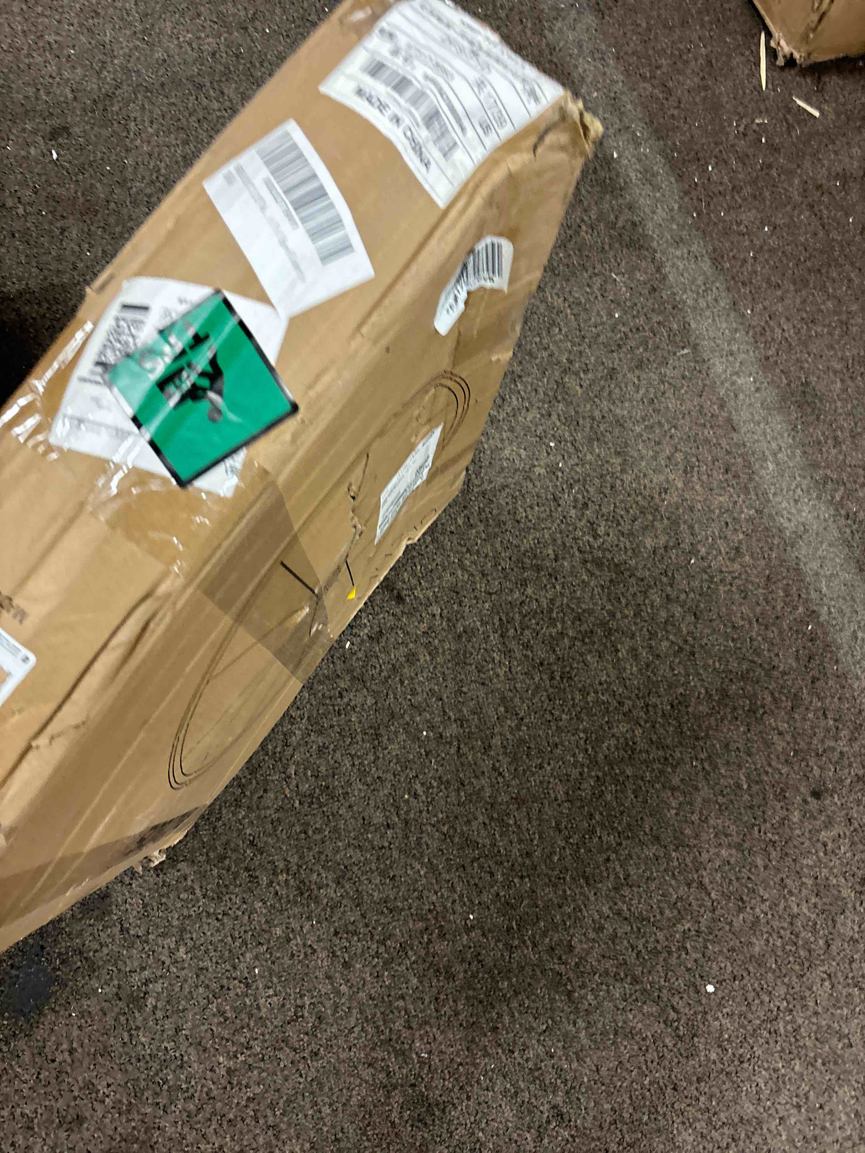 https://s3.amazonaws.com/lotting-images-prod/phillipi/BLU5546417_1706140512851.jpeg