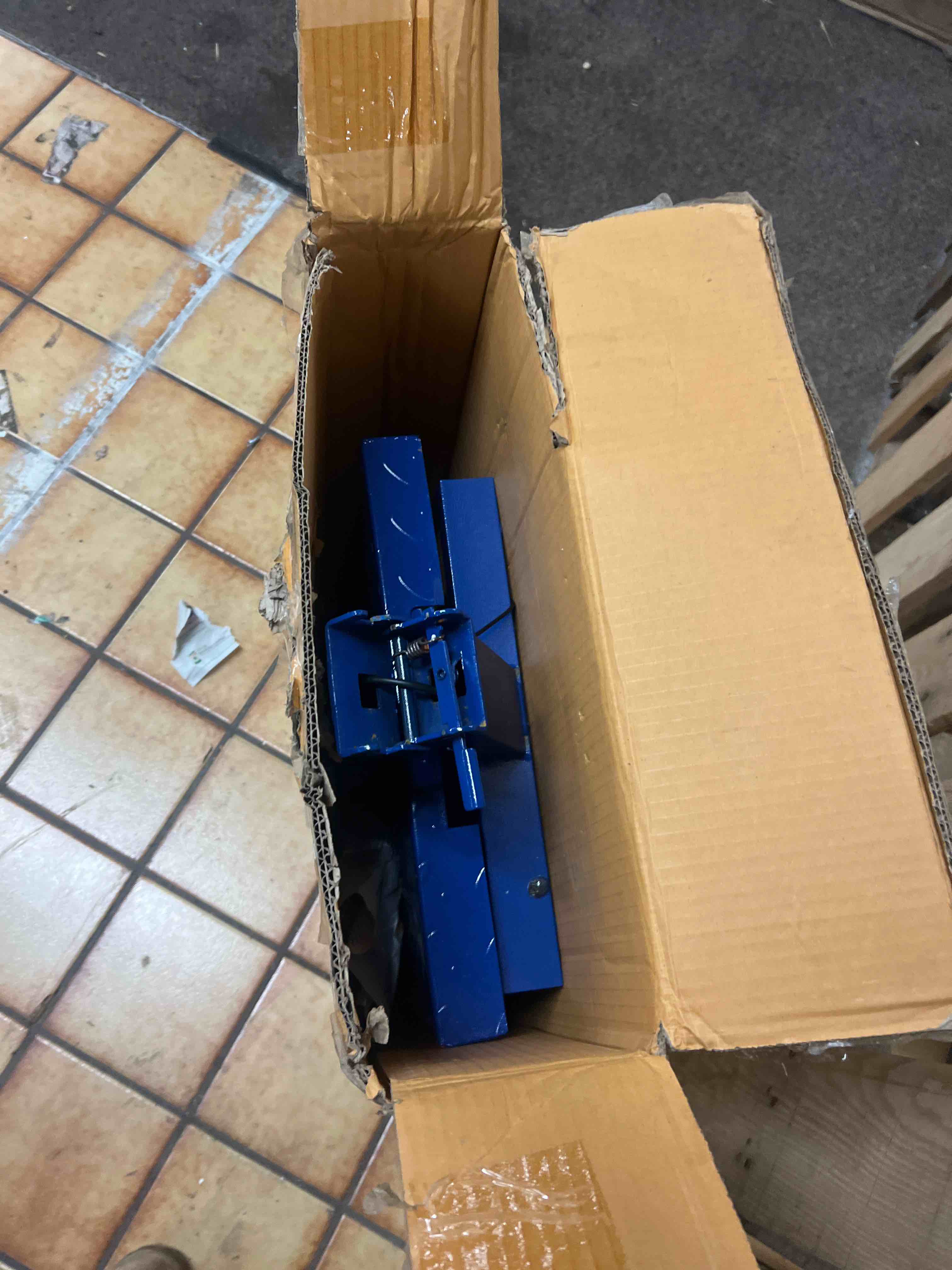 https://s3.amazonaws.com/lotting-images-prod/phillipi/BLU5547419_1707441078094.jpeg