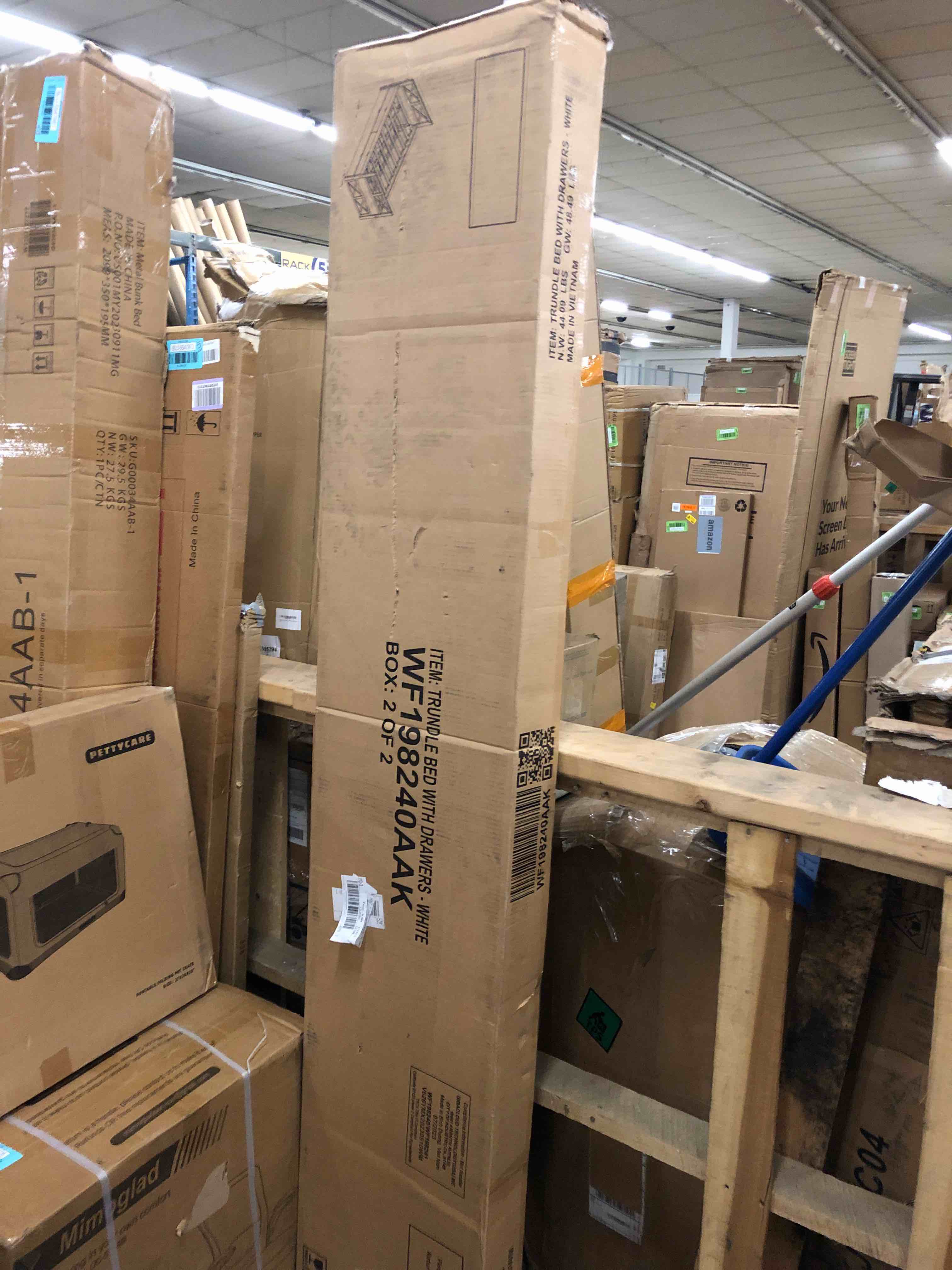 https://s3.amazonaws.com/lotting-images-prod/phillipi/BLU5547977_1709823490101.jpeg