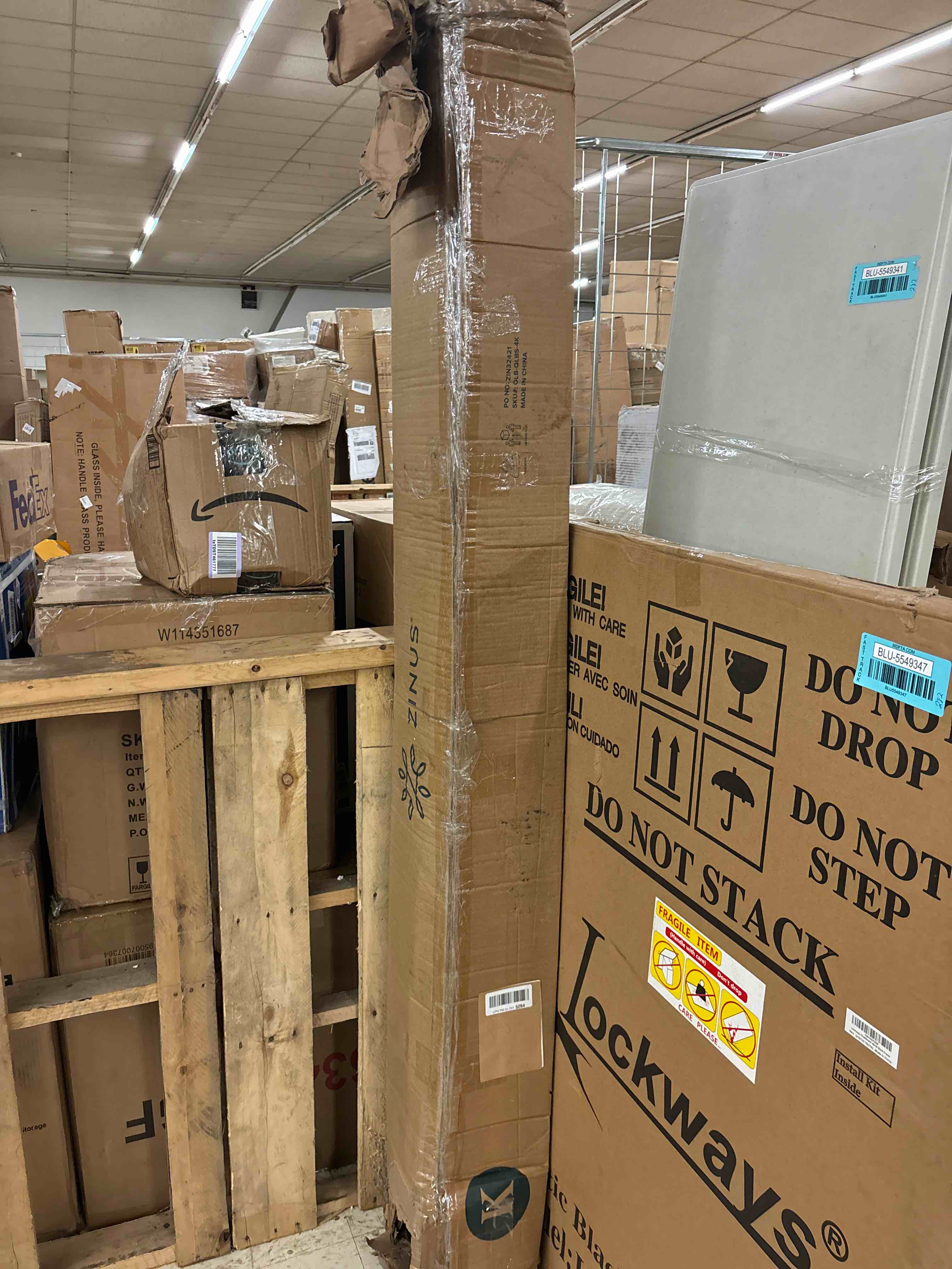 https://s3.amazonaws.com/lotting-images-prod/phillipi/BLU5549348_1720167153092.jpeg