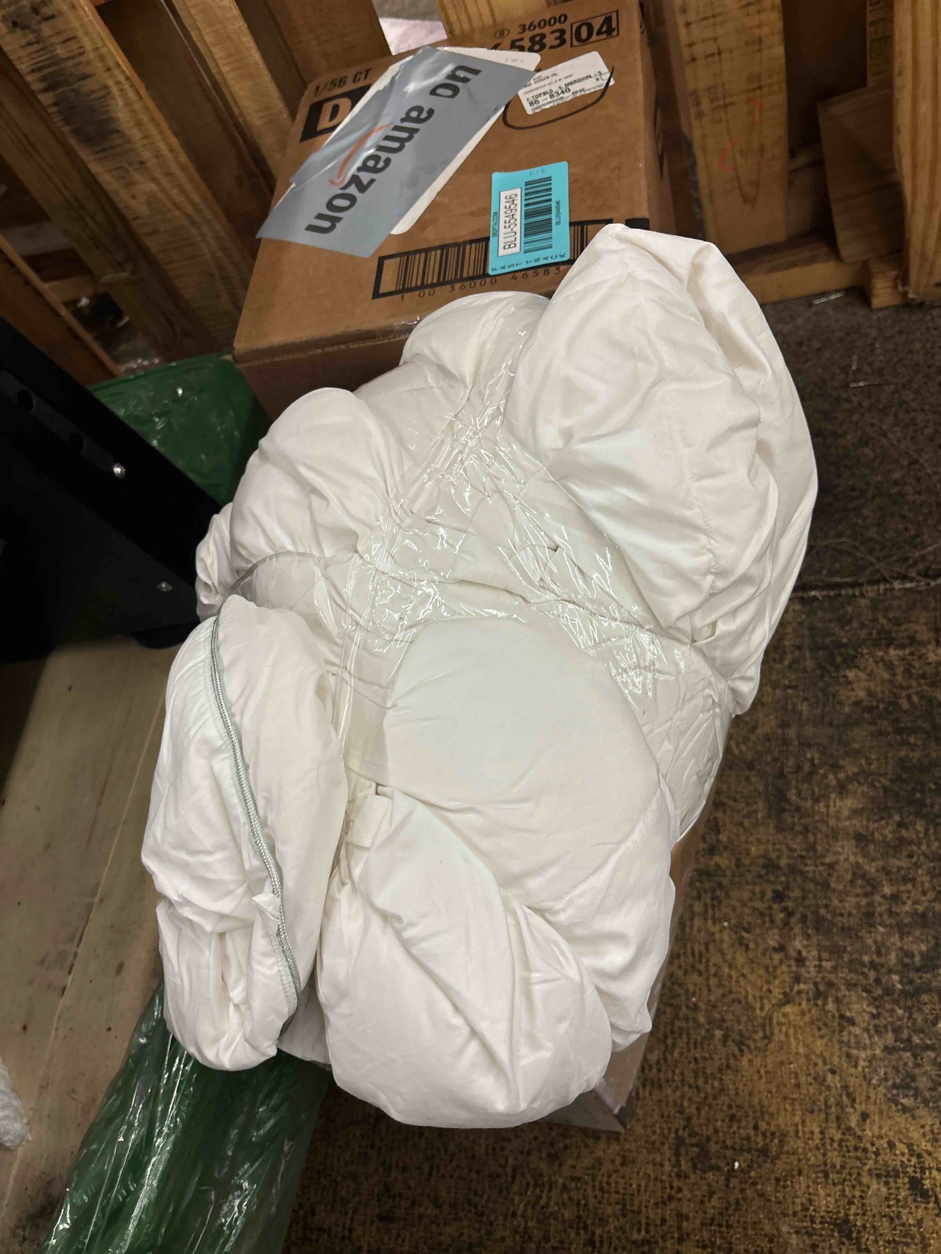 https://s3.amazonaws.com/lotting-images-prod/phillipi/BLU5549547_1720738342185.jpeg