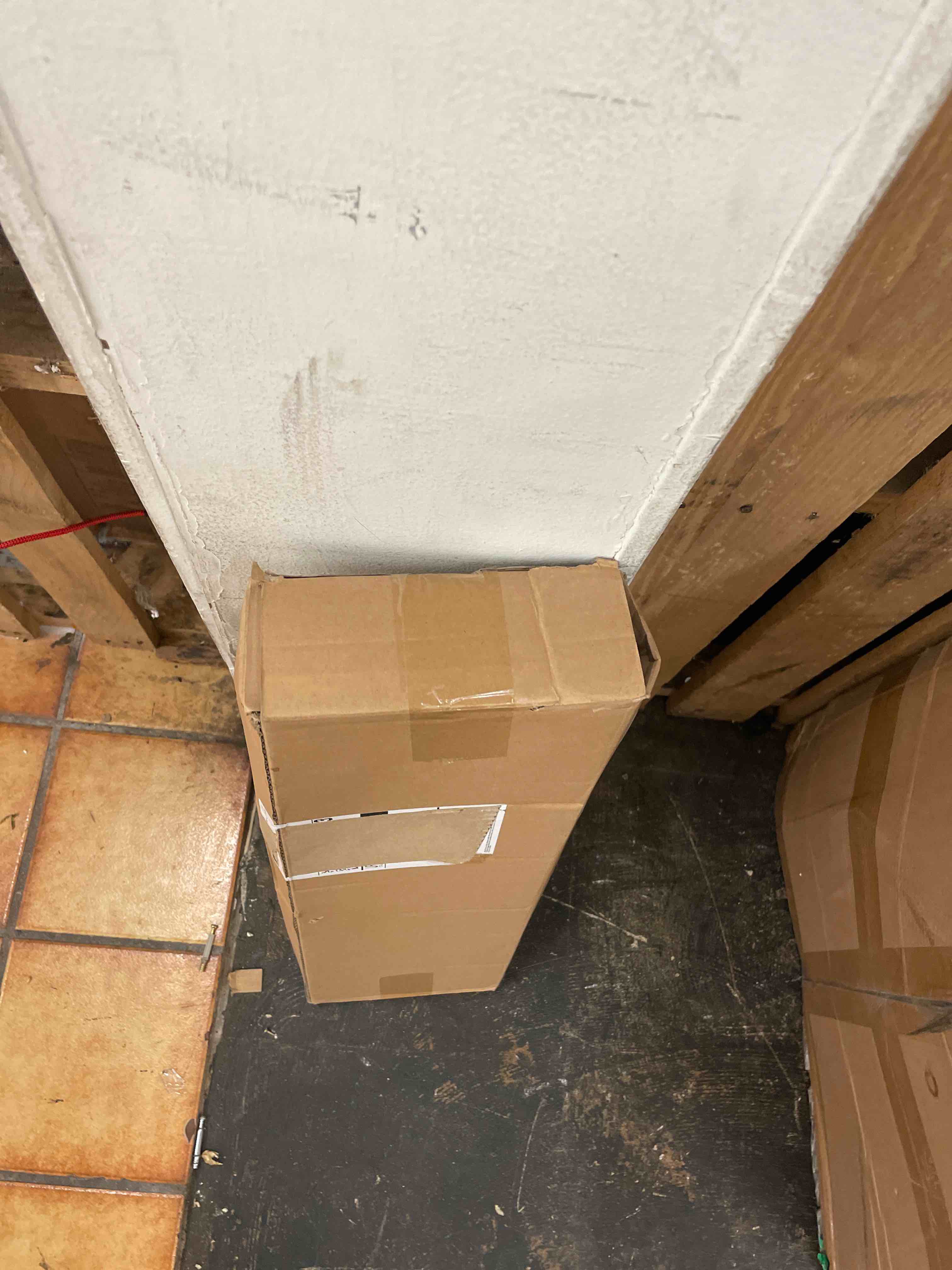 https://s3.amazonaws.com/lotting-images-prod/phillipi/BLU5550080_1722486401073.jpeg