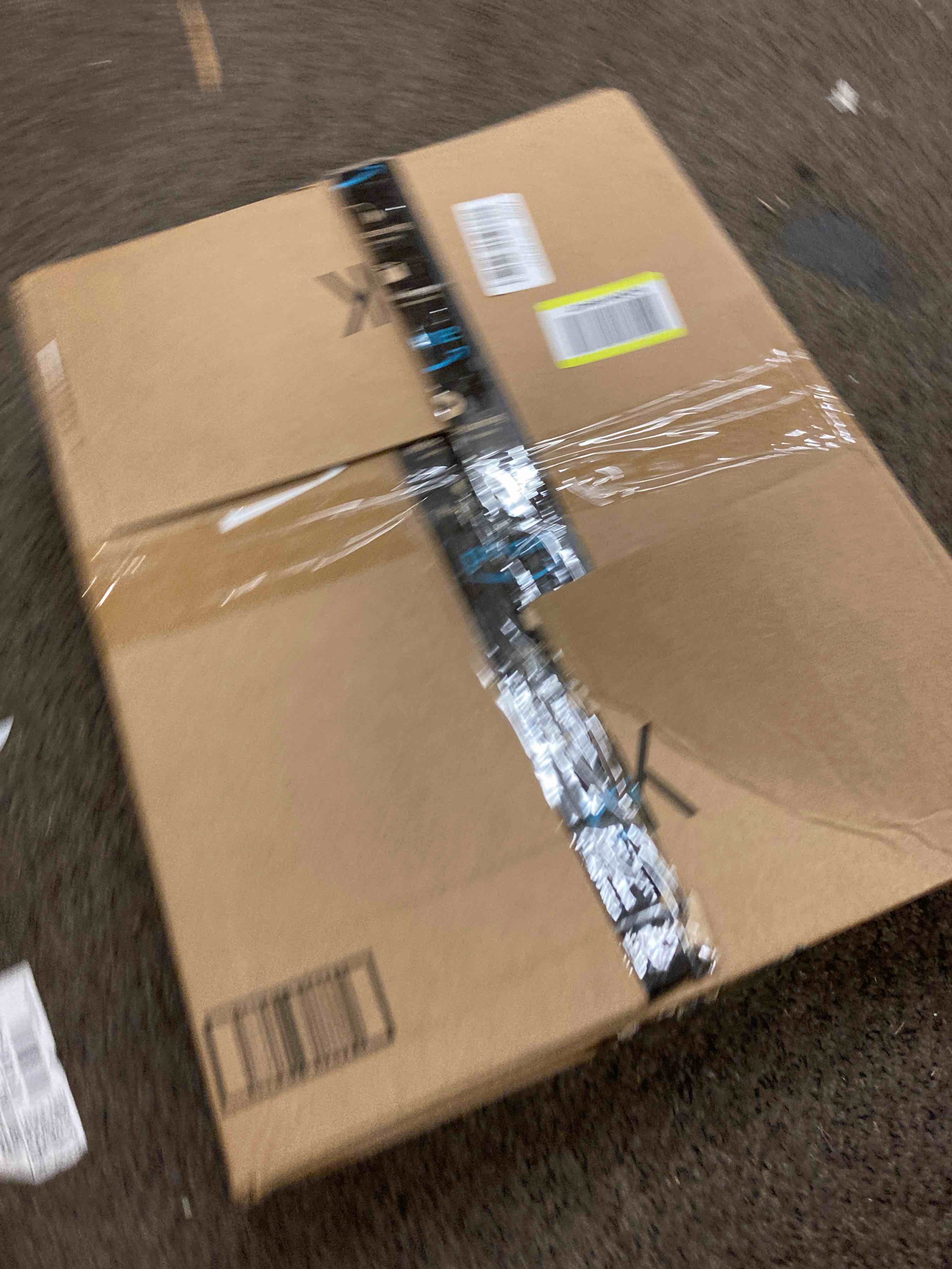 https://s3.amazonaws.com/lotting-images-prod/phillipi/BLU5550892_1702582529682.jpeg