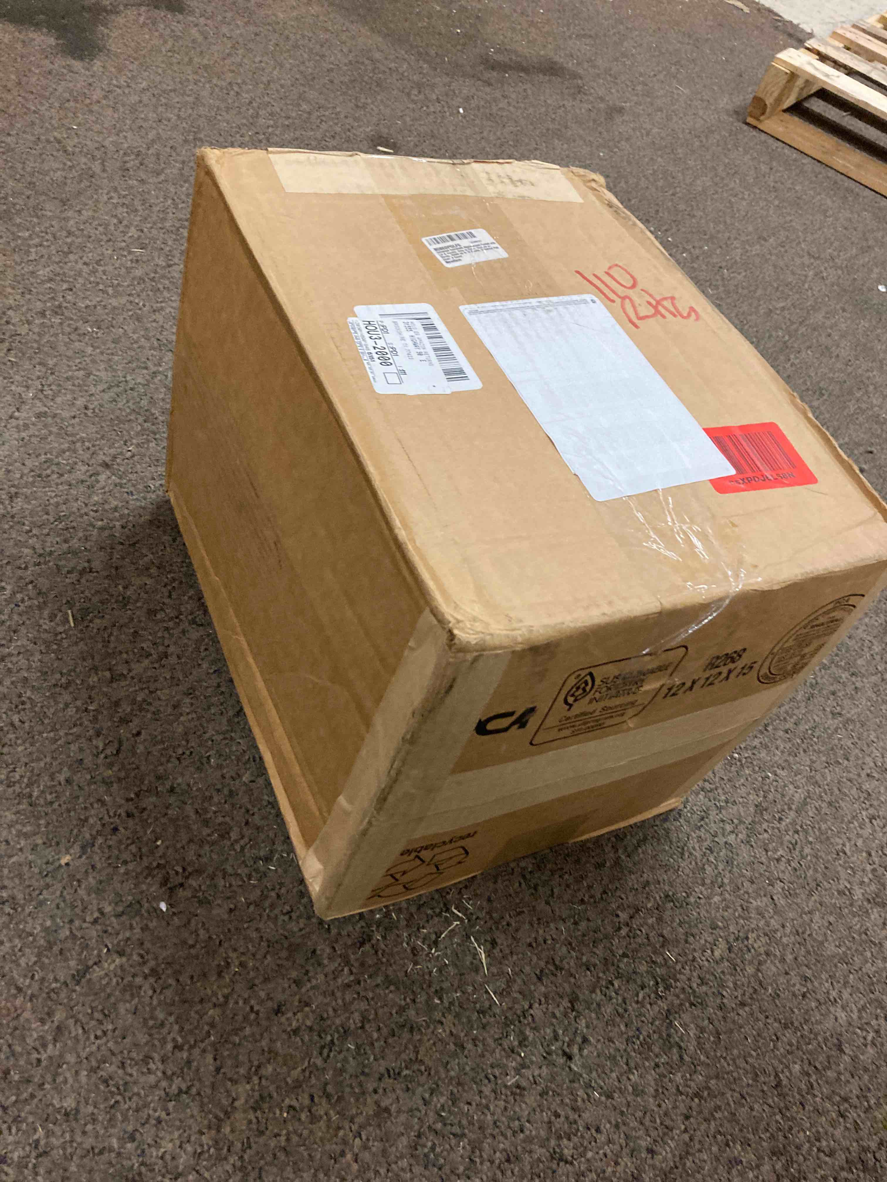 https://s3.amazonaws.com/lotting-images-prod/phillipi/BLU5550899_1702581740982.jpeg