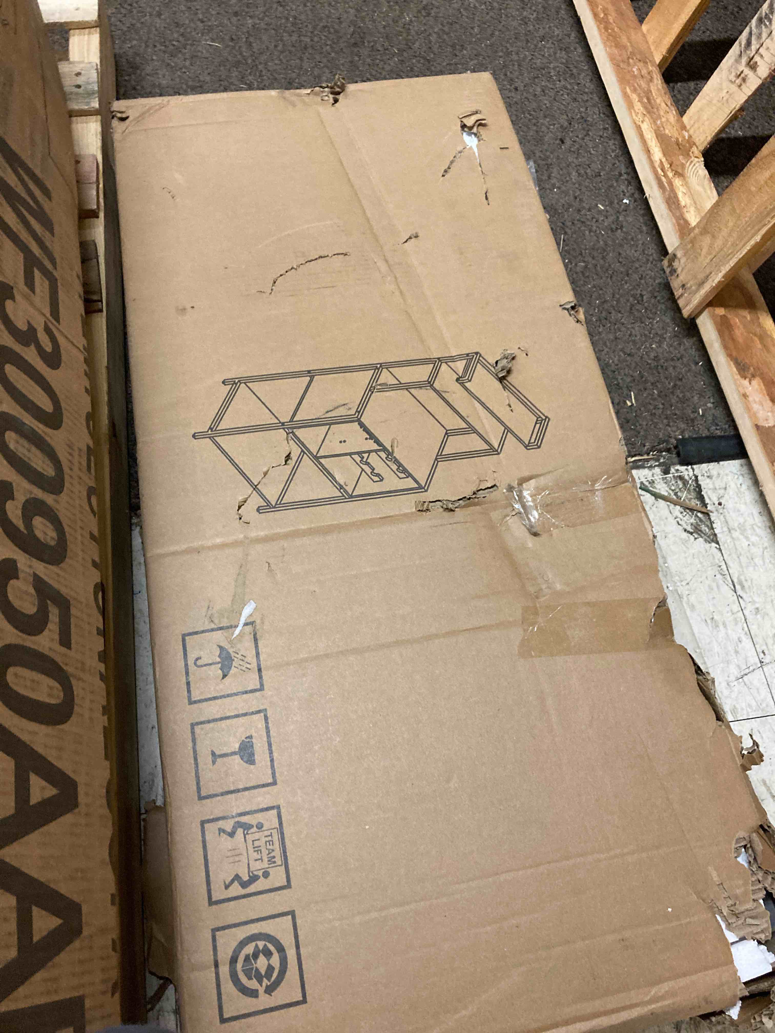 https://s3.amazonaws.com/lotting-images-prod/phillipi/BLU5550904_1702580959873.jpeg