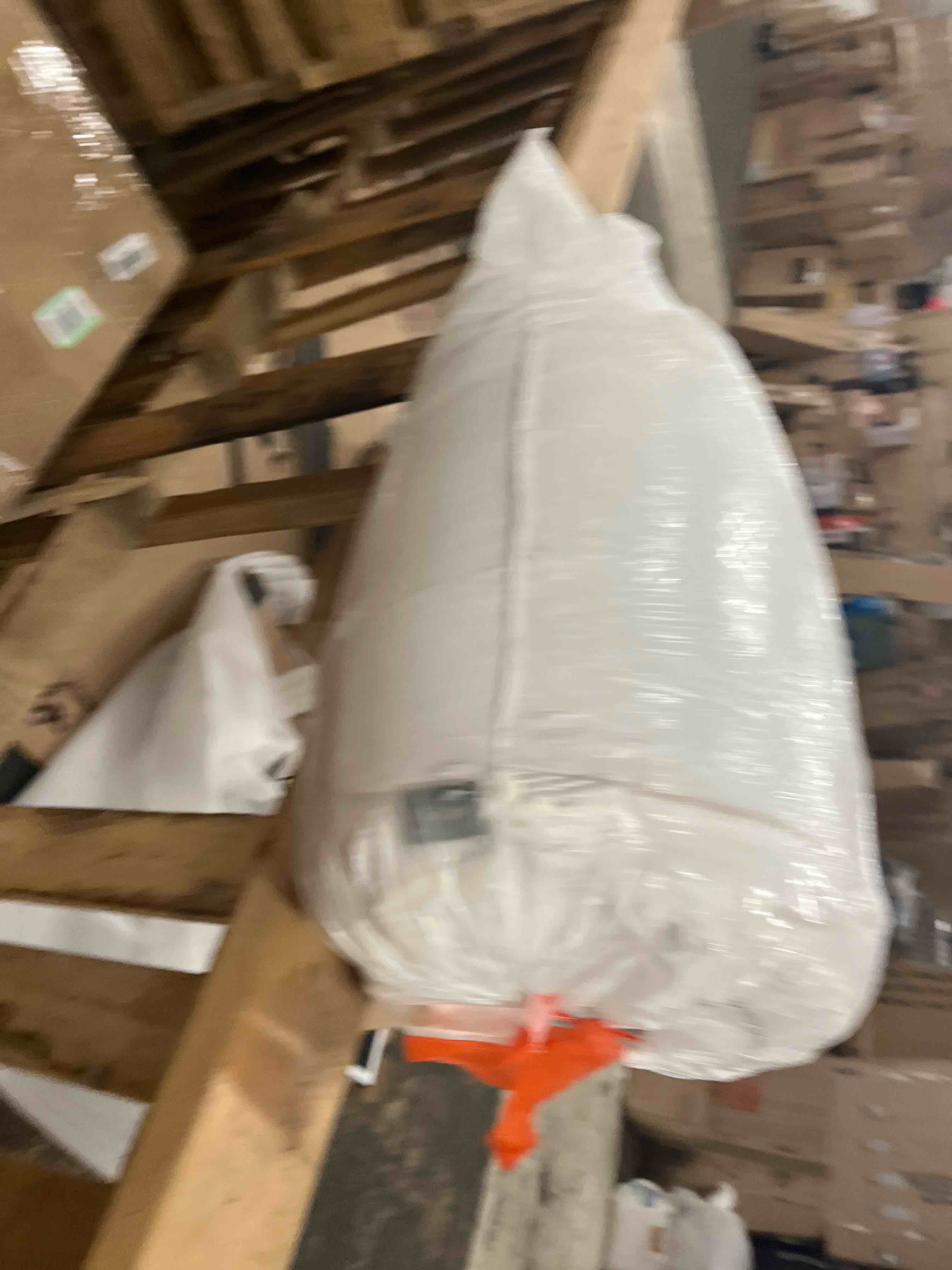 https://s3.amazonaws.com/lotting-images-prod/phillipi/BLU5551044_1703171663363.jpeg