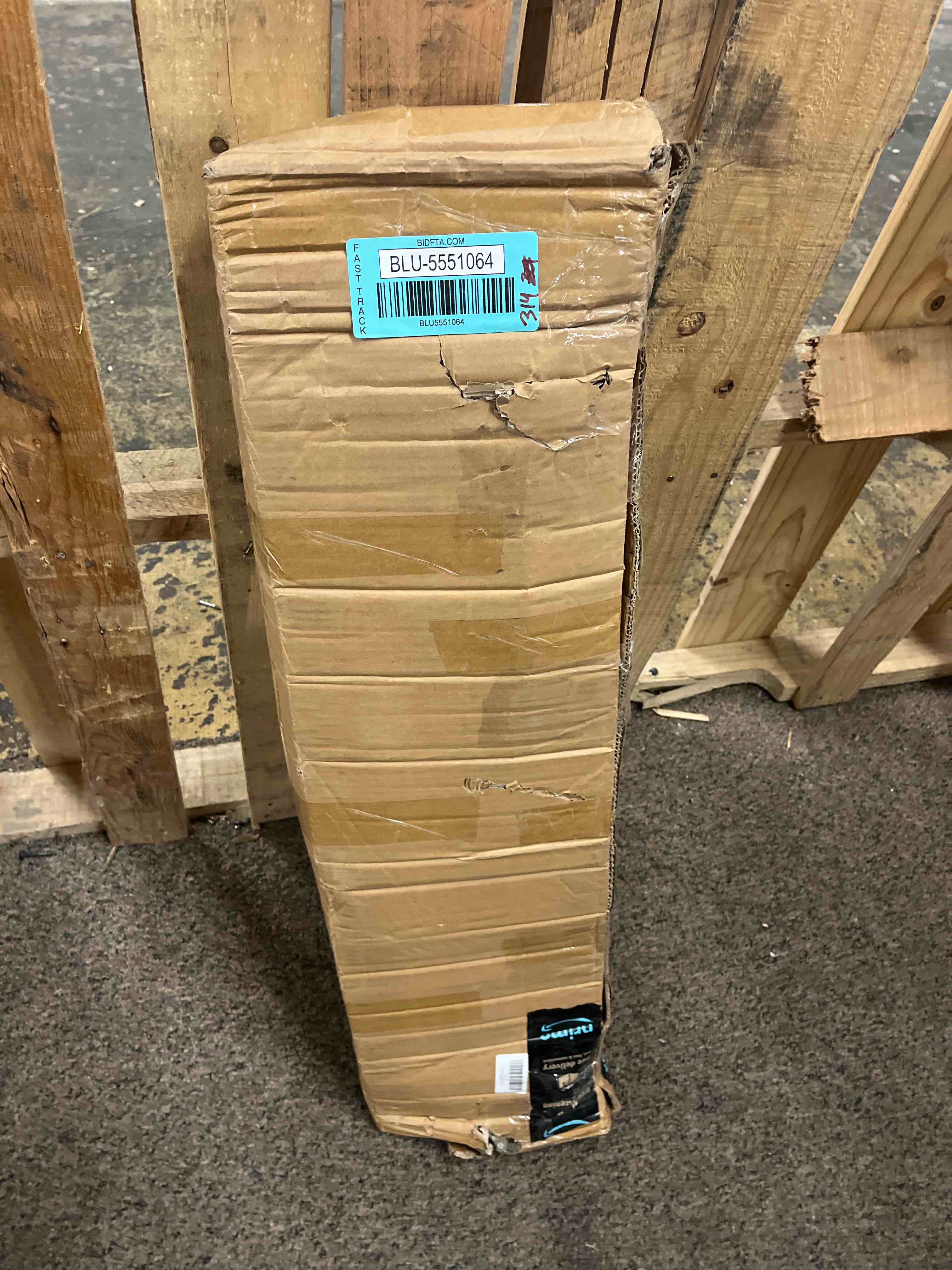 https://s3.amazonaws.com/lotting-images-prod/phillipi/BLU5551064_1703172606861.jpeg