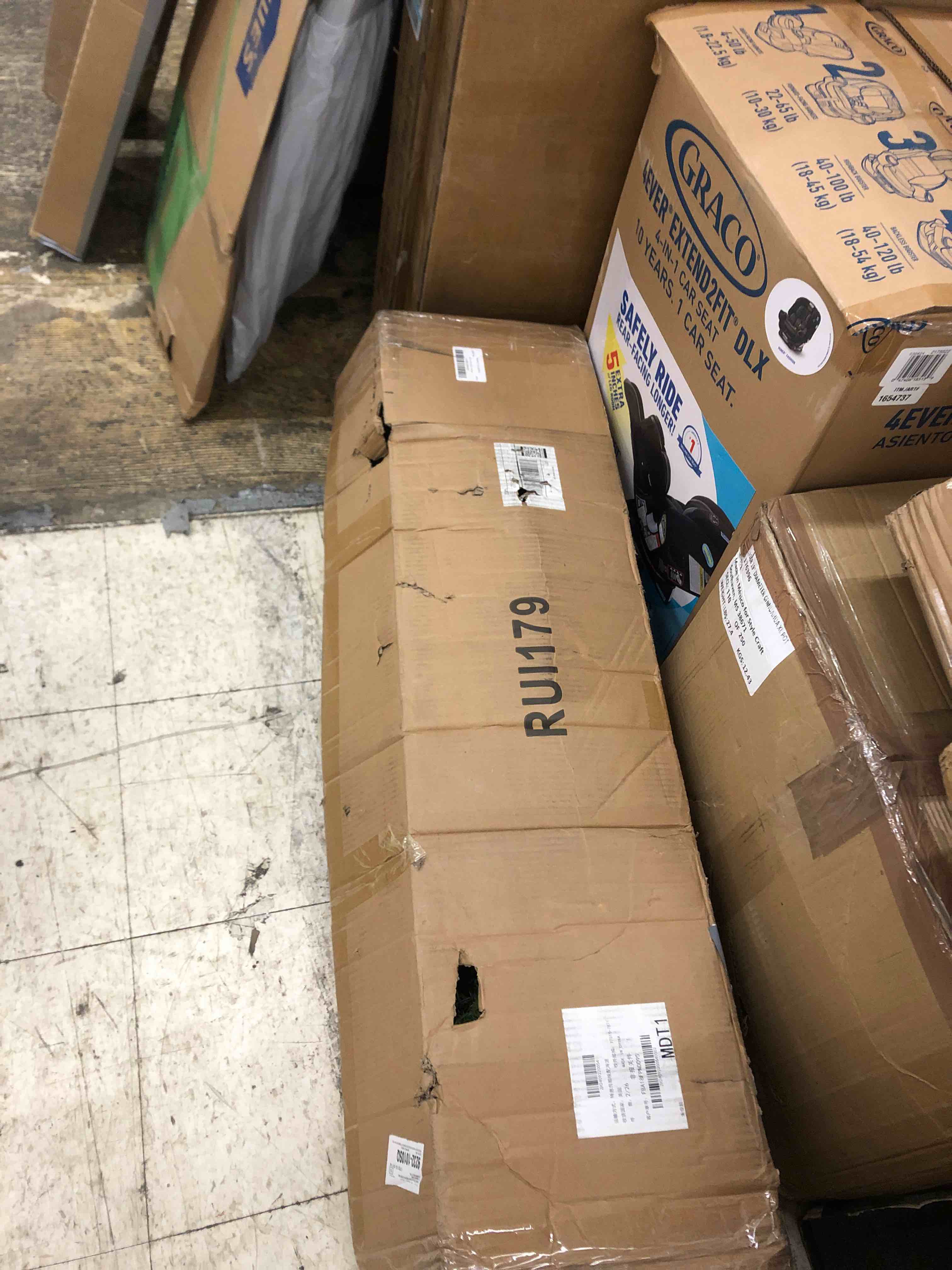 https://s3.amazonaws.com/lotting-images-prod/phillipi/BLU5636257_1737151046728.jpeg