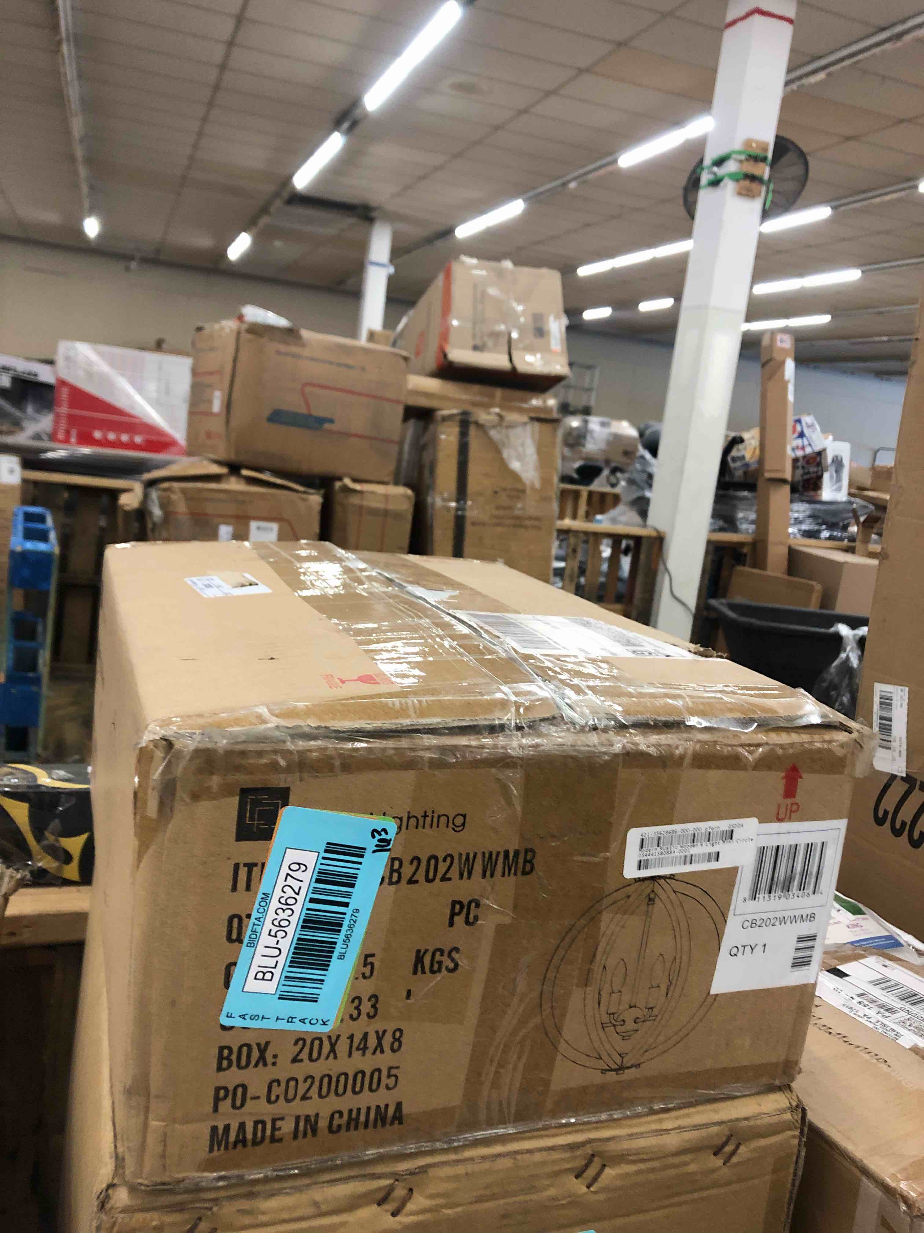 https://s3.amazonaws.com/lotting-images-prod/phillipi/BLU5636280_1738002118920.jpeg