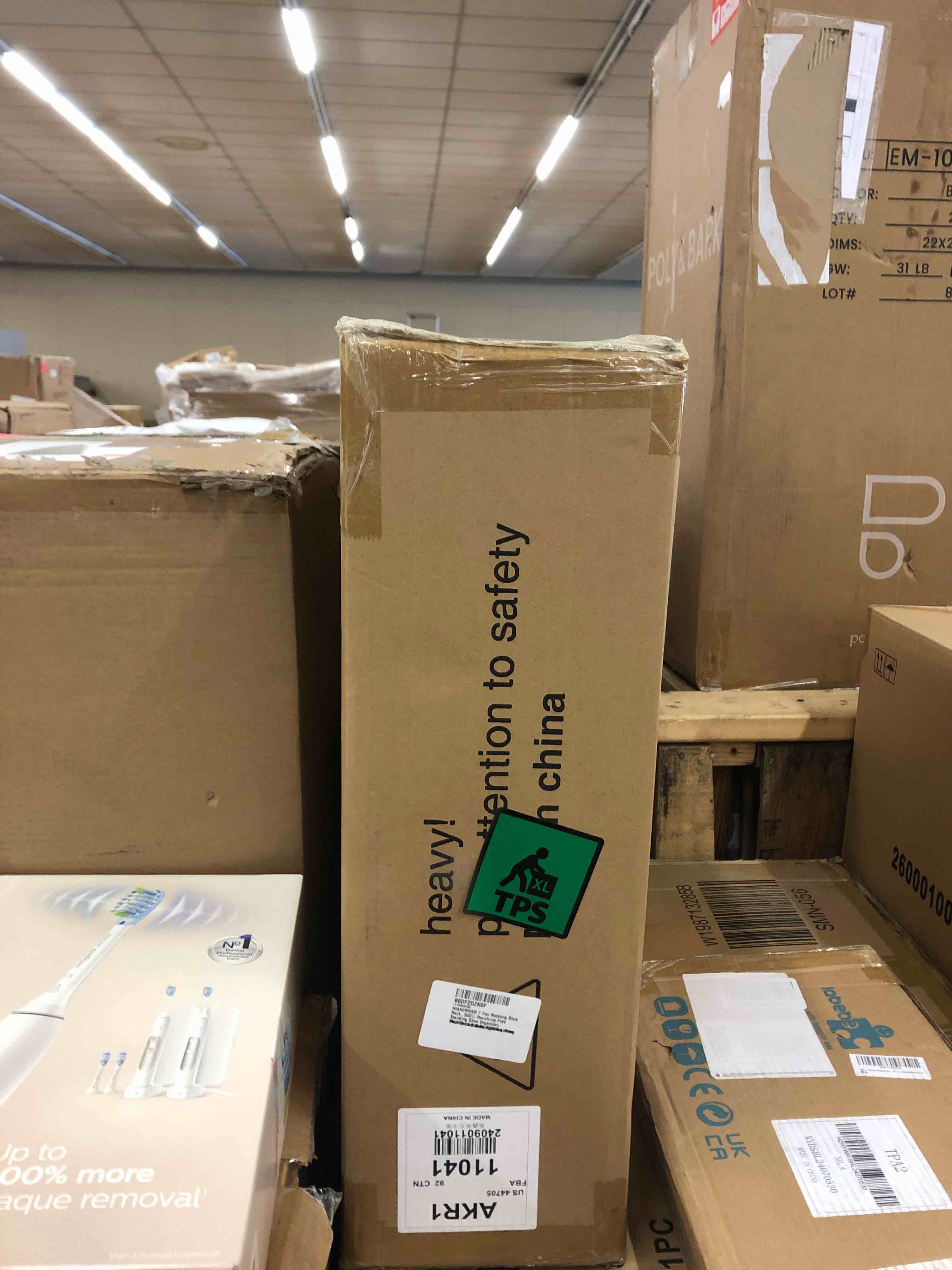 https://s3.amazonaws.com/lotting-images-prod/phillipi/BLU5636317_1738088658490.jpeg