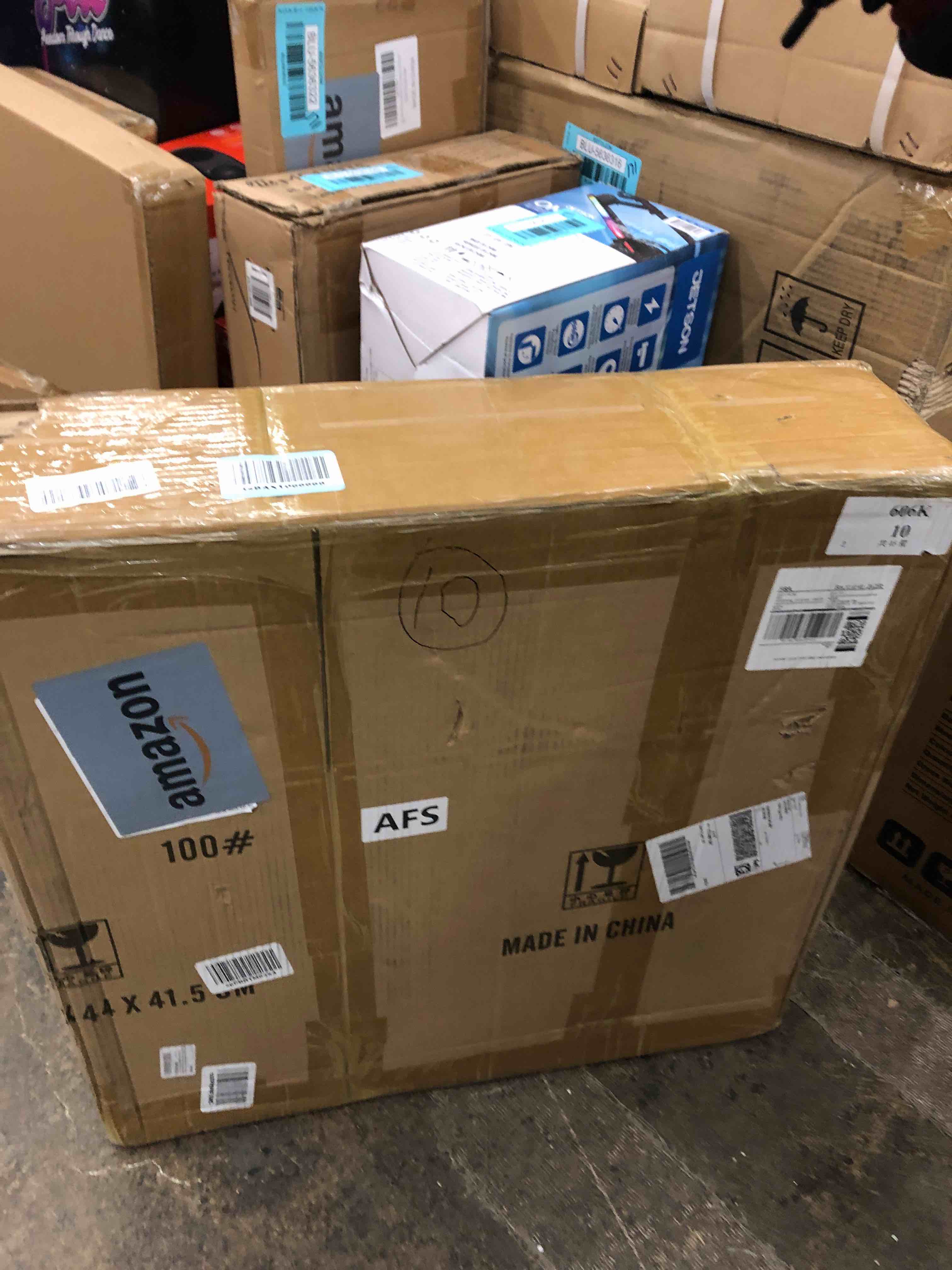https://s3.amazonaws.com/lotting-images-prod/phillipi/BLU5636337_1738097349392.jpeg
