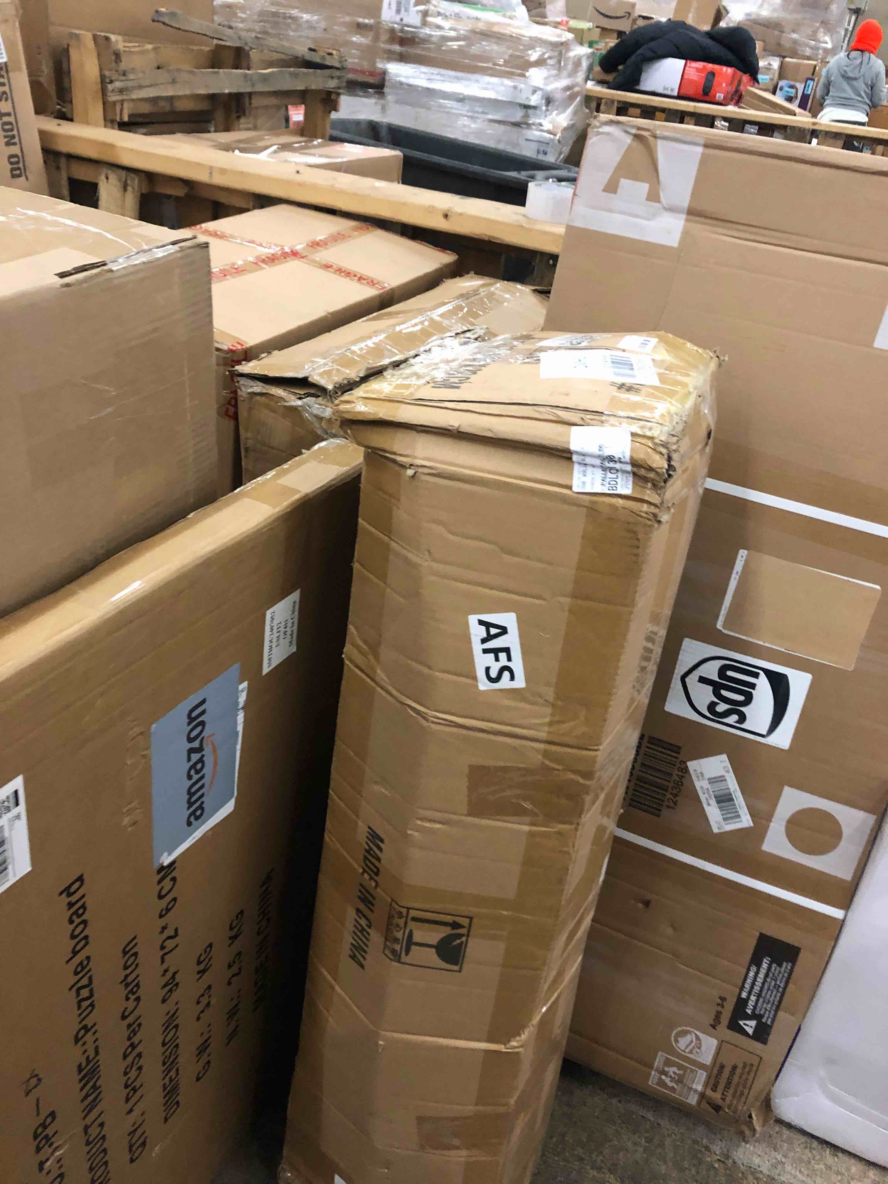 https://s3.amazonaws.com/lotting-images-prod/phillipi/BLU5636353_1738100084214.jpeg