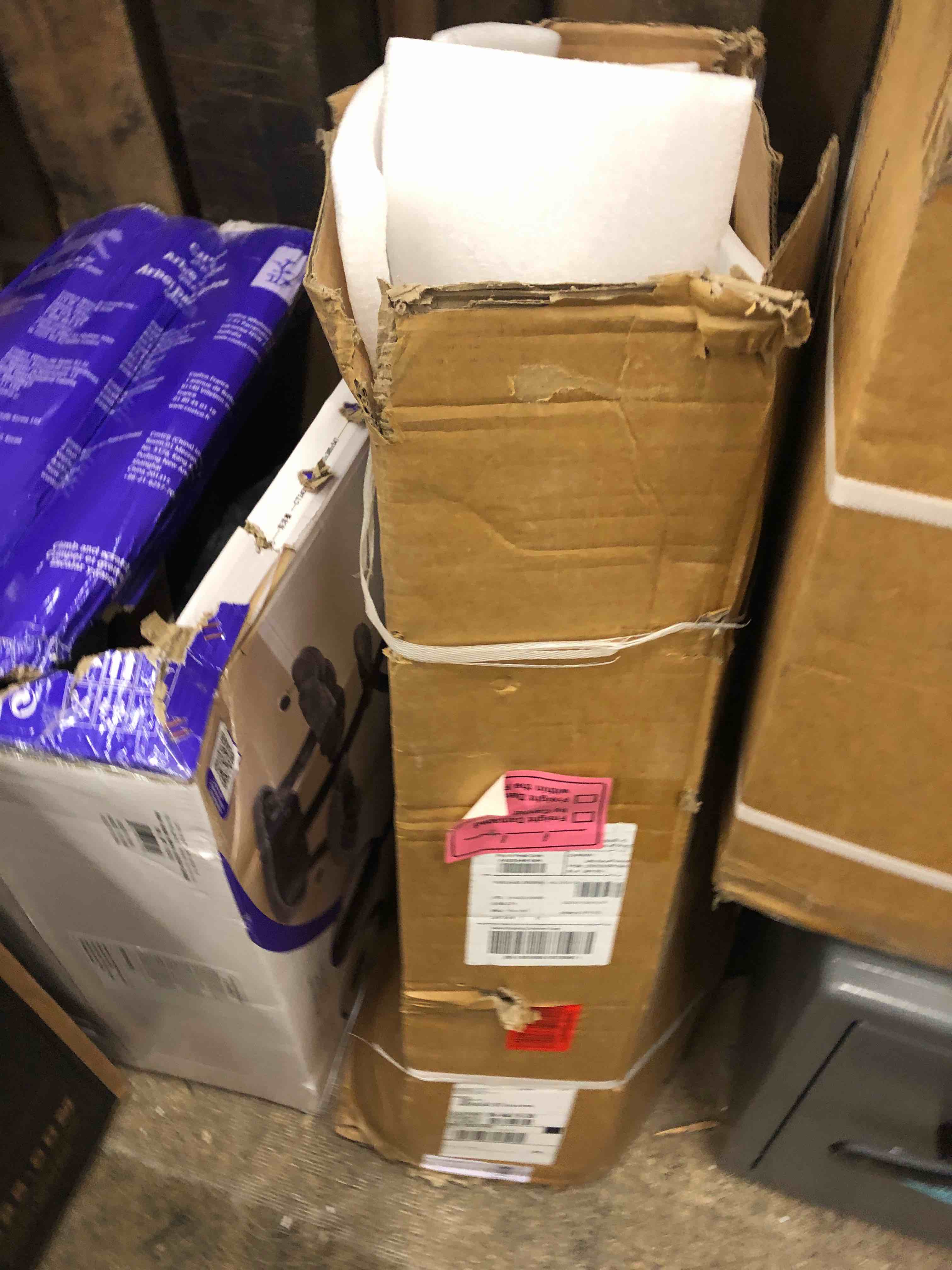 https://s3.amazonaws.com/lotting-images-prod/phillipi/BLU5636357_1738108501321.jpeg