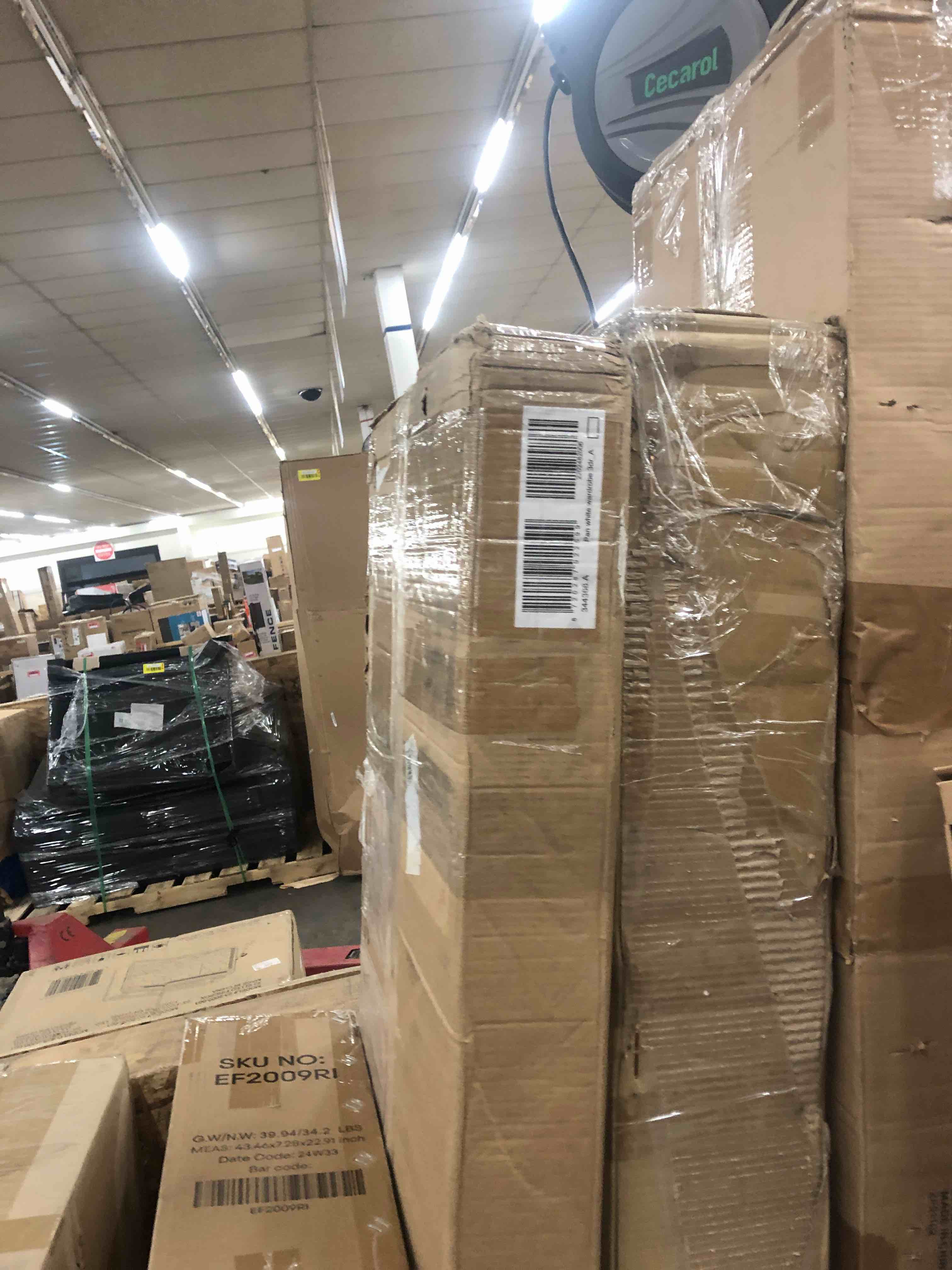 https://s3.amazonaws.com/lotting-images-prod/phillipi/BLU5637303_1743108891823.jpeg