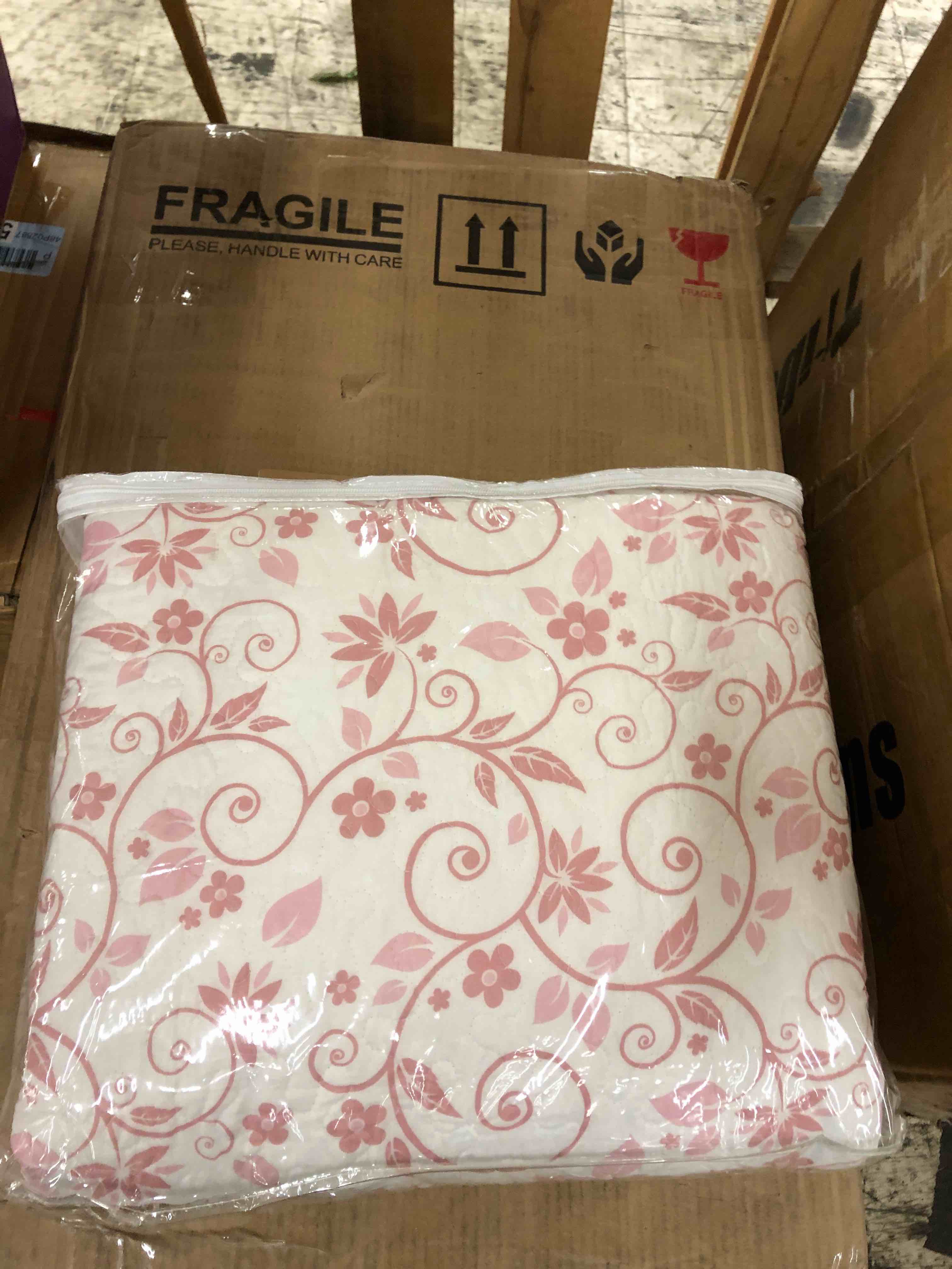 https://s3.amazonaws.com/lotting-images-prod/phillipi/BLU5637427_1743703118193.jpeg