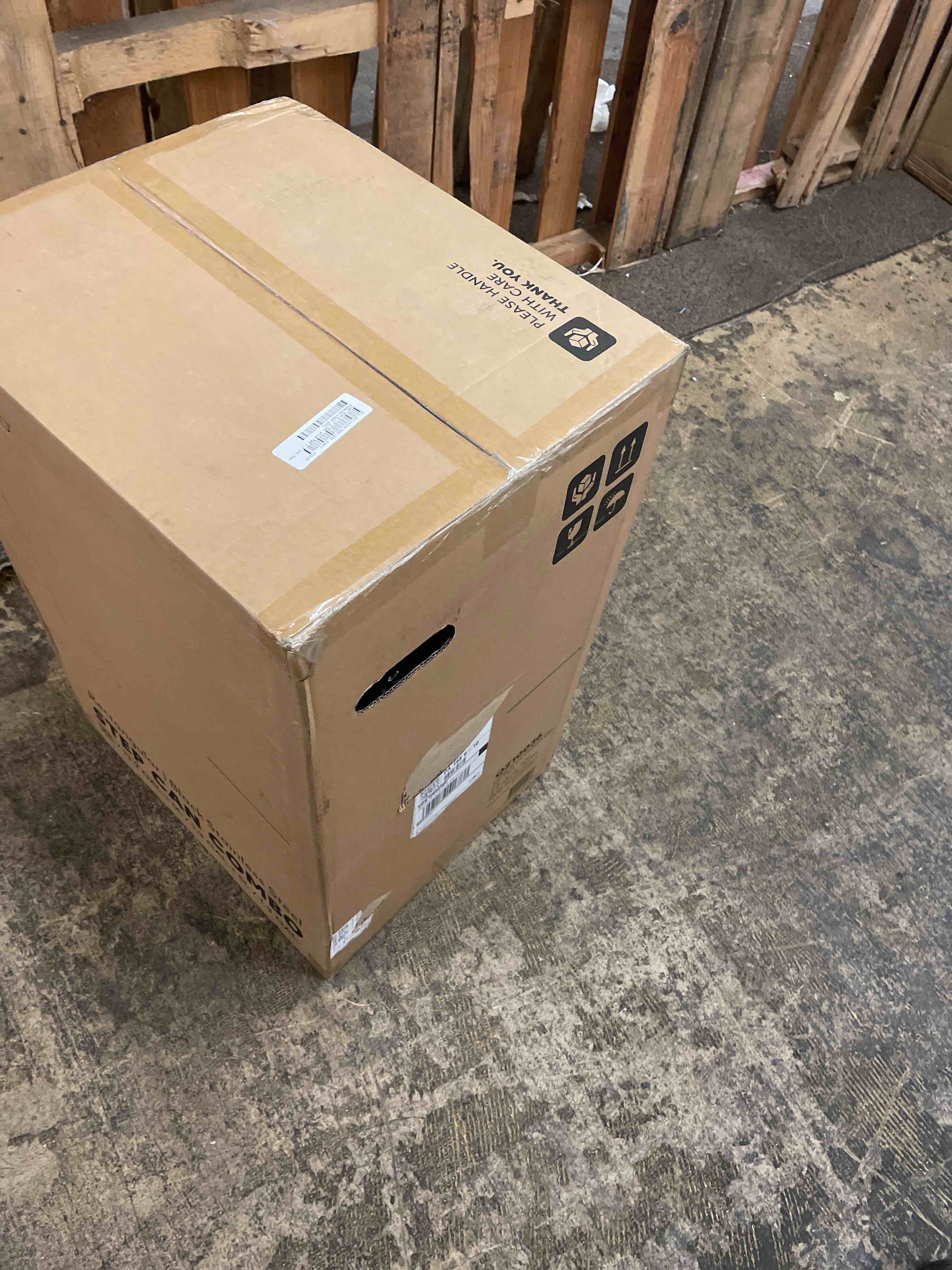 https://s3.amazonaws.com/lotting-images-prod/phillipi/BLU5638070_1735759823712.jpeg