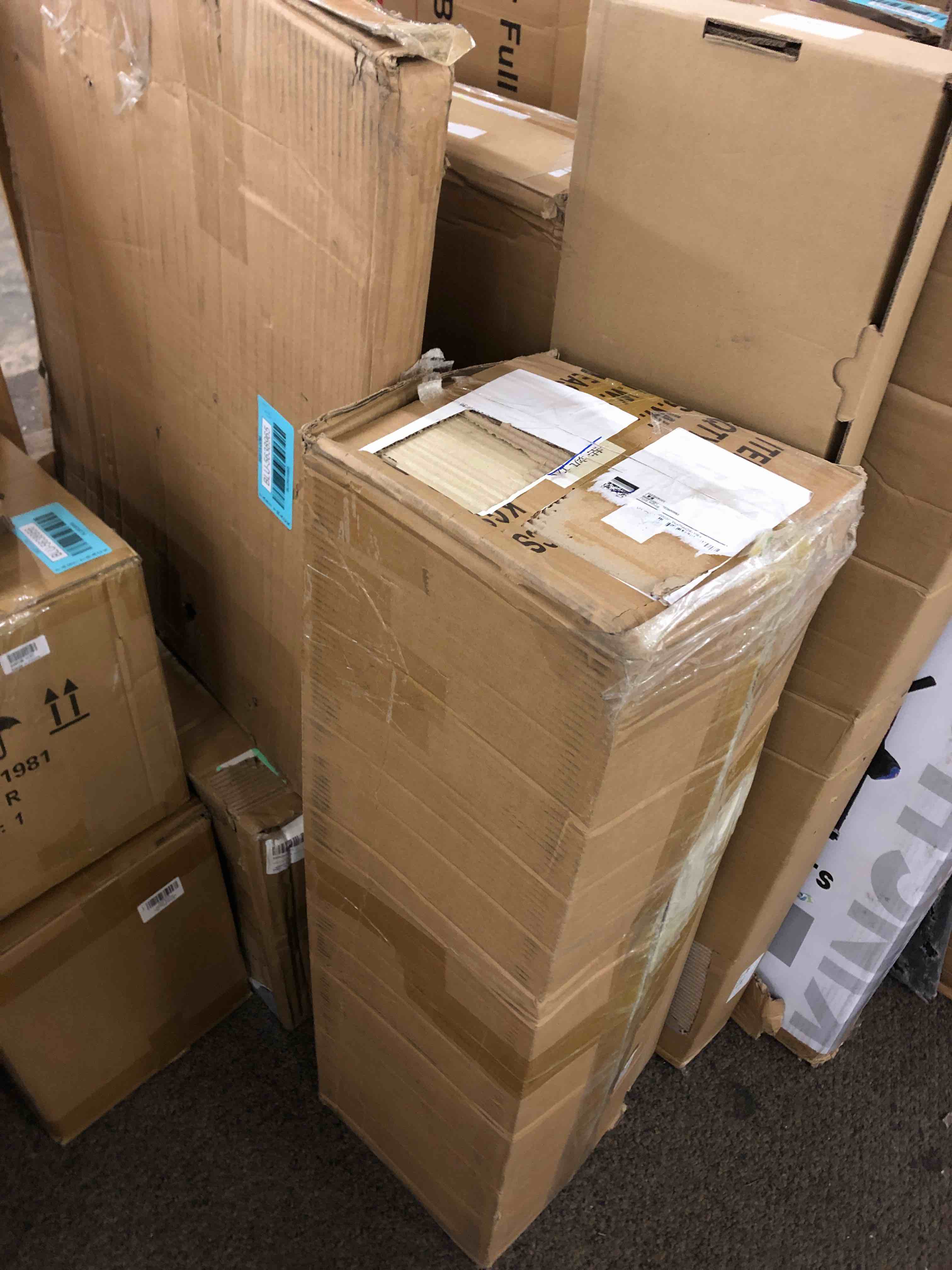 https://s3.amazonaws.com/lotting-images-prod/phillipi/BLU5638966_1737509793003.jpeg