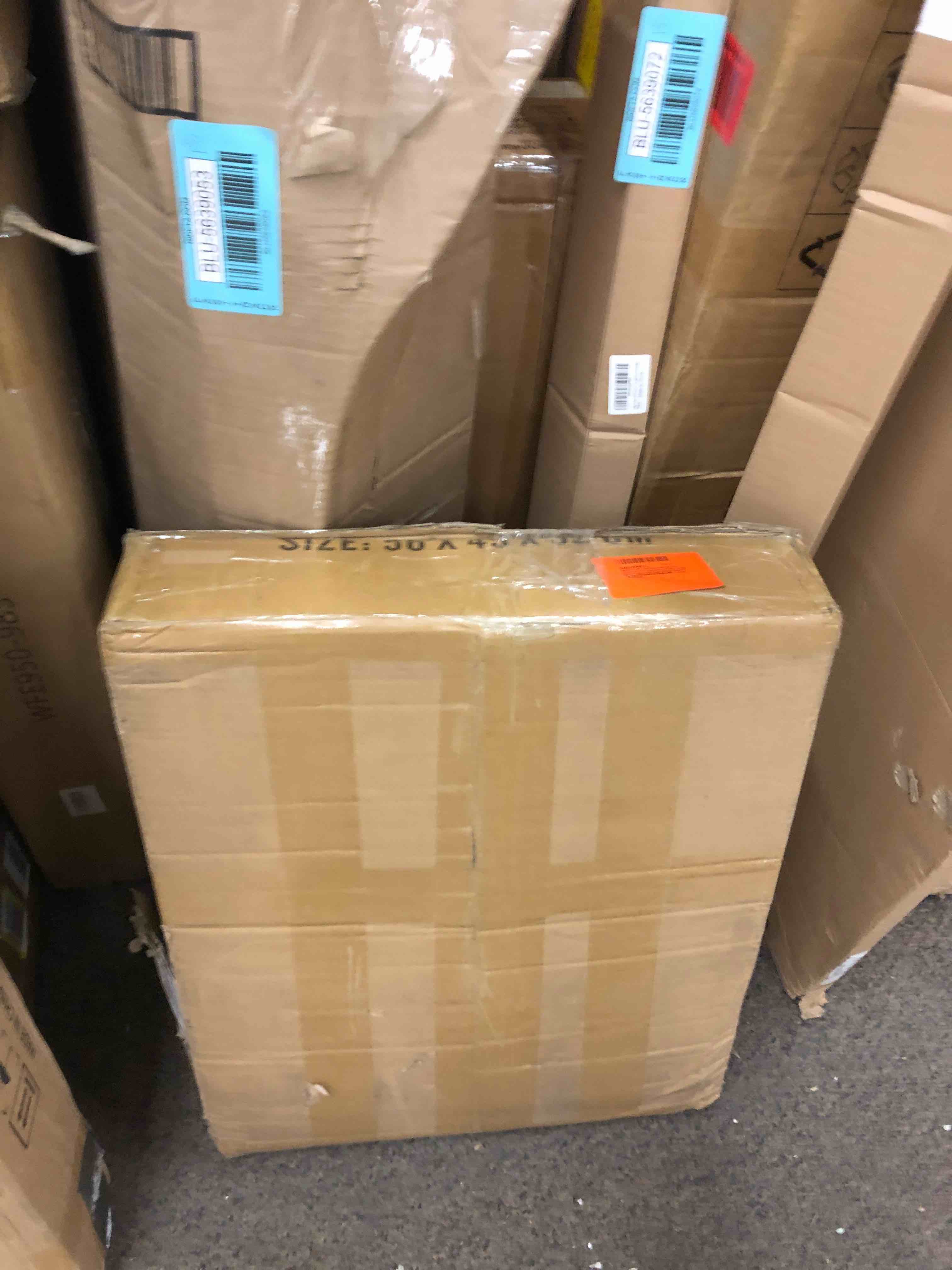 https://s3.amazonaws.com/lotting-images-prod/phillipi/BLU5639059_1737650291023.jpeg