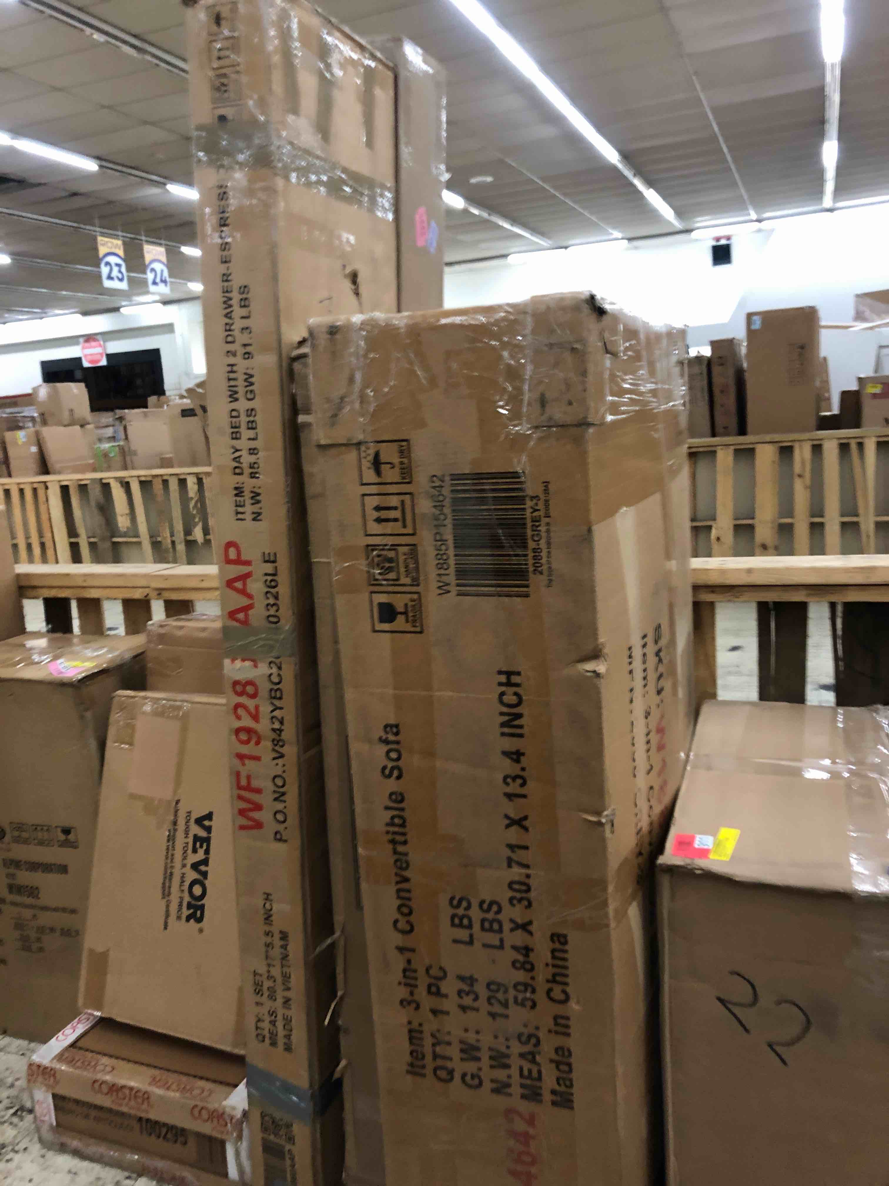 https://s3.amazonaws.com/lotting-images-prod/phillipi/BLU5639196_1743698771201.jpeg