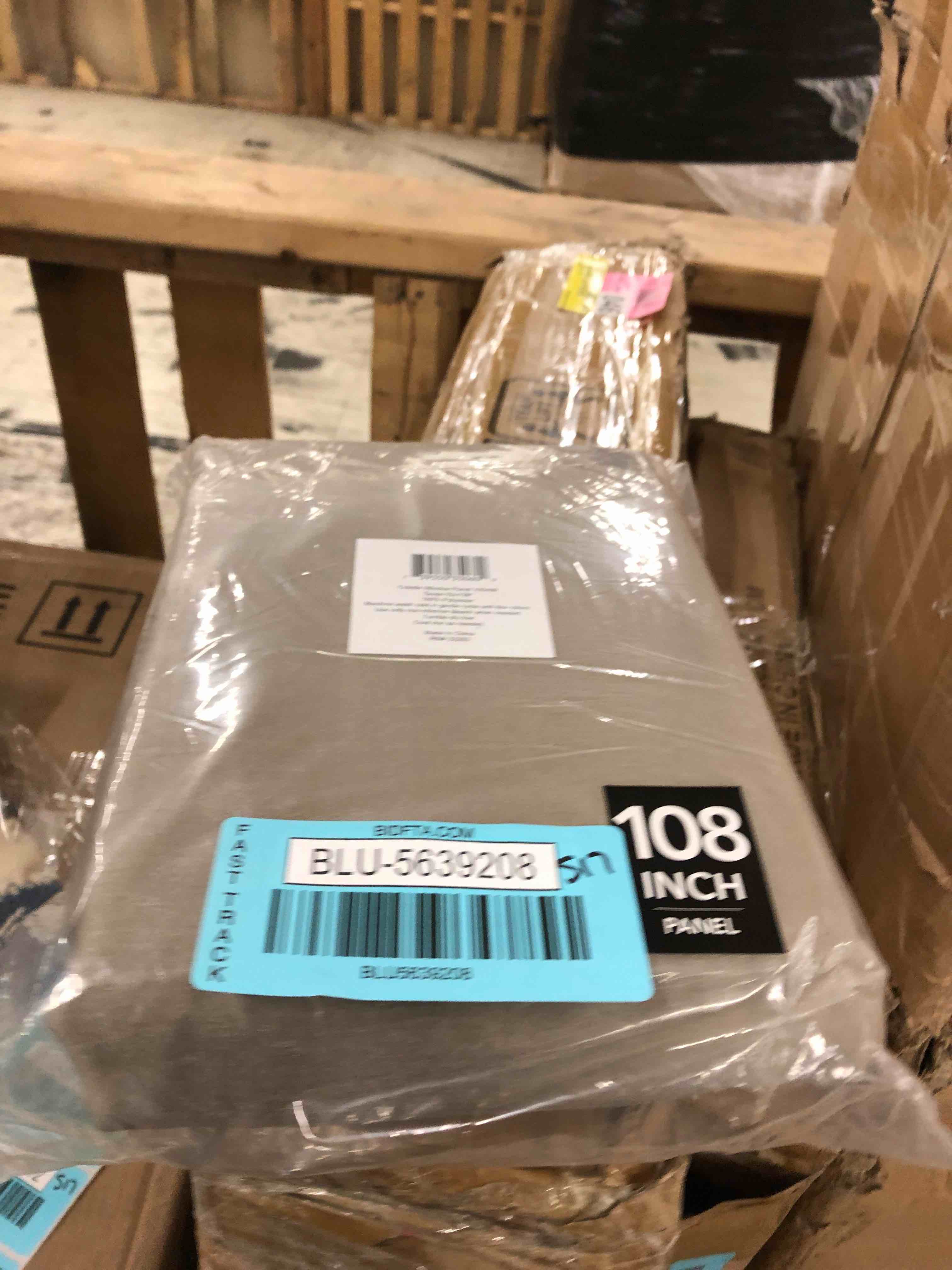 https://s3.amazonaws.com/lotting-images-prod/phillipi/BLU5639208_1743701868313.jpeg