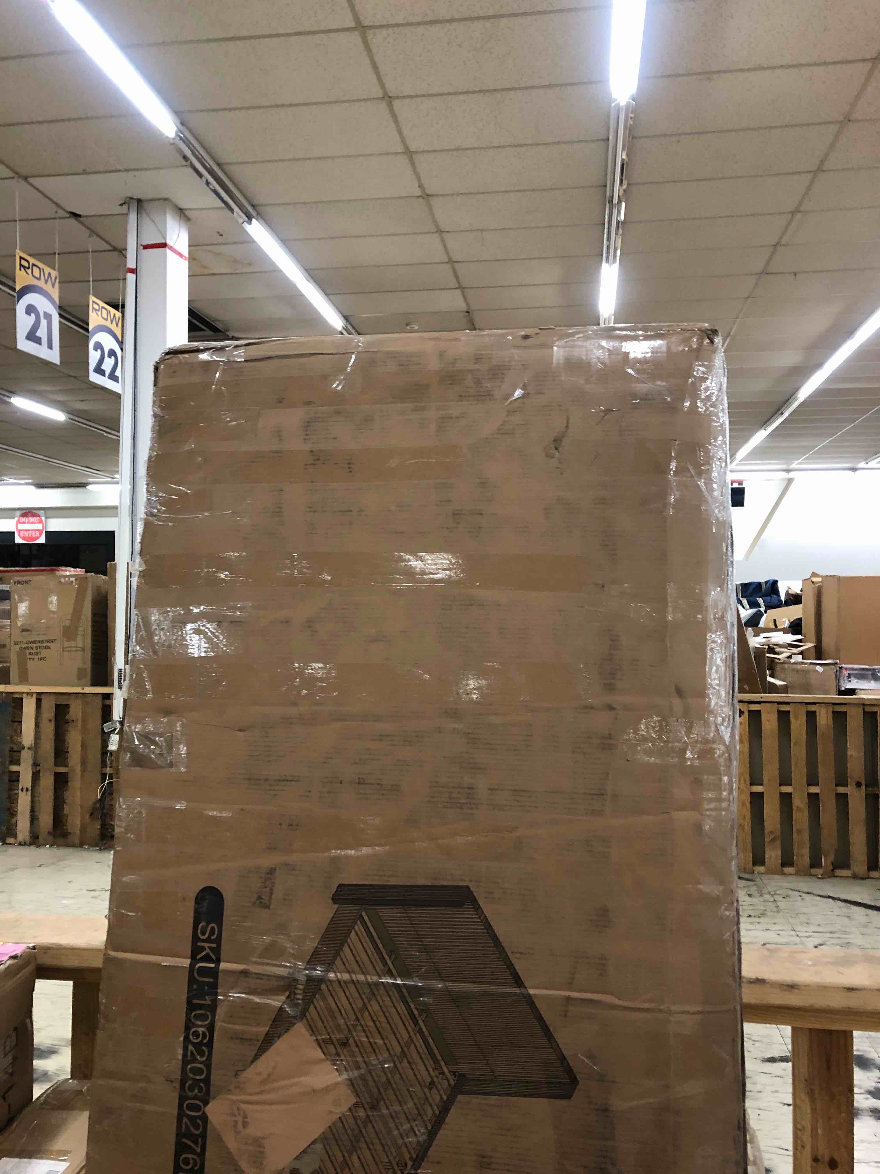 https://s3.amazonaws.com/lotting-images-prod/phillipi/BLU5639217_1743772174619.jpeg