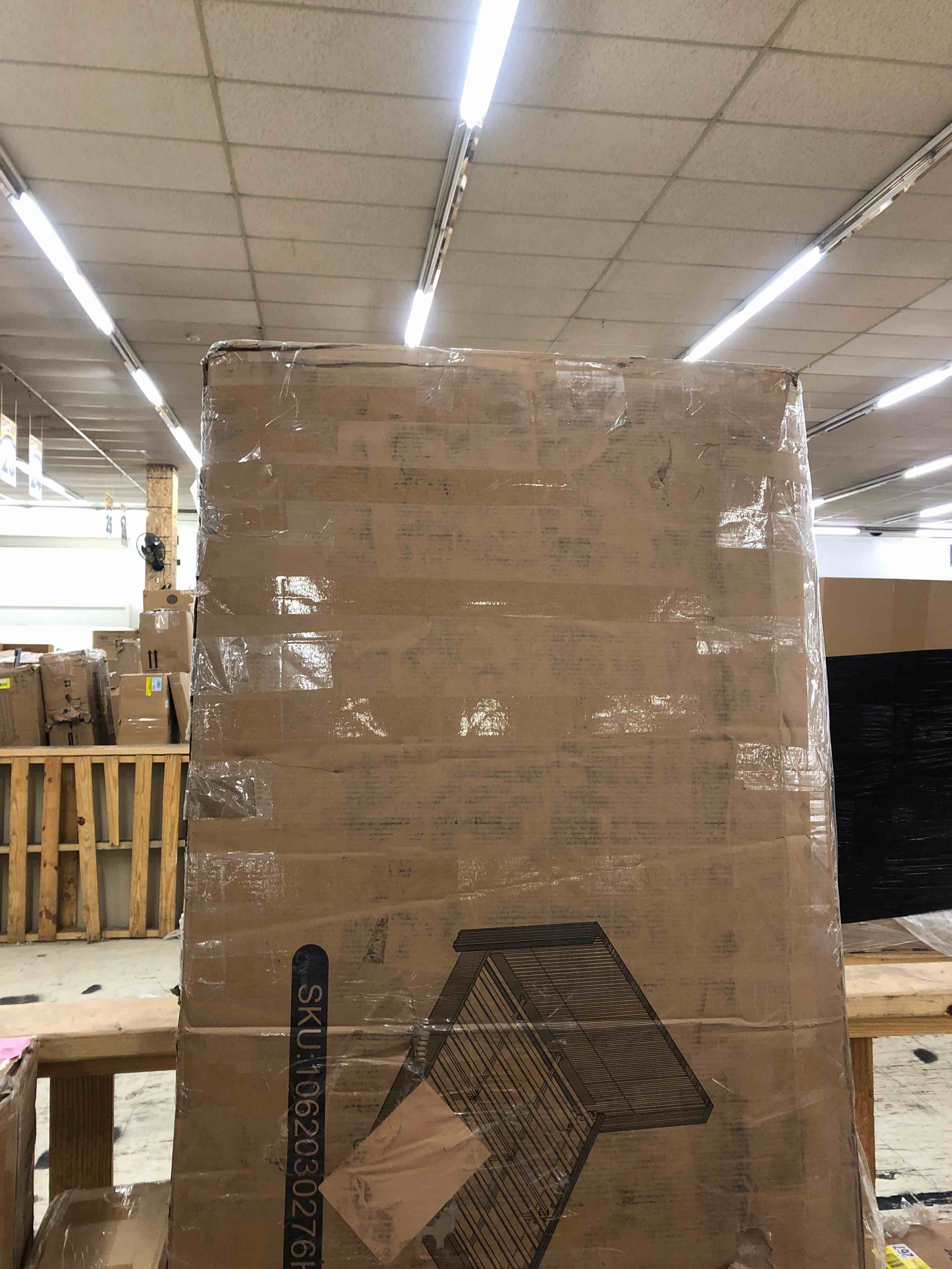 https://s3.amazonaws.com/lotting-images-prod/phillipi/BLU5639217_1743772176535.jpeg