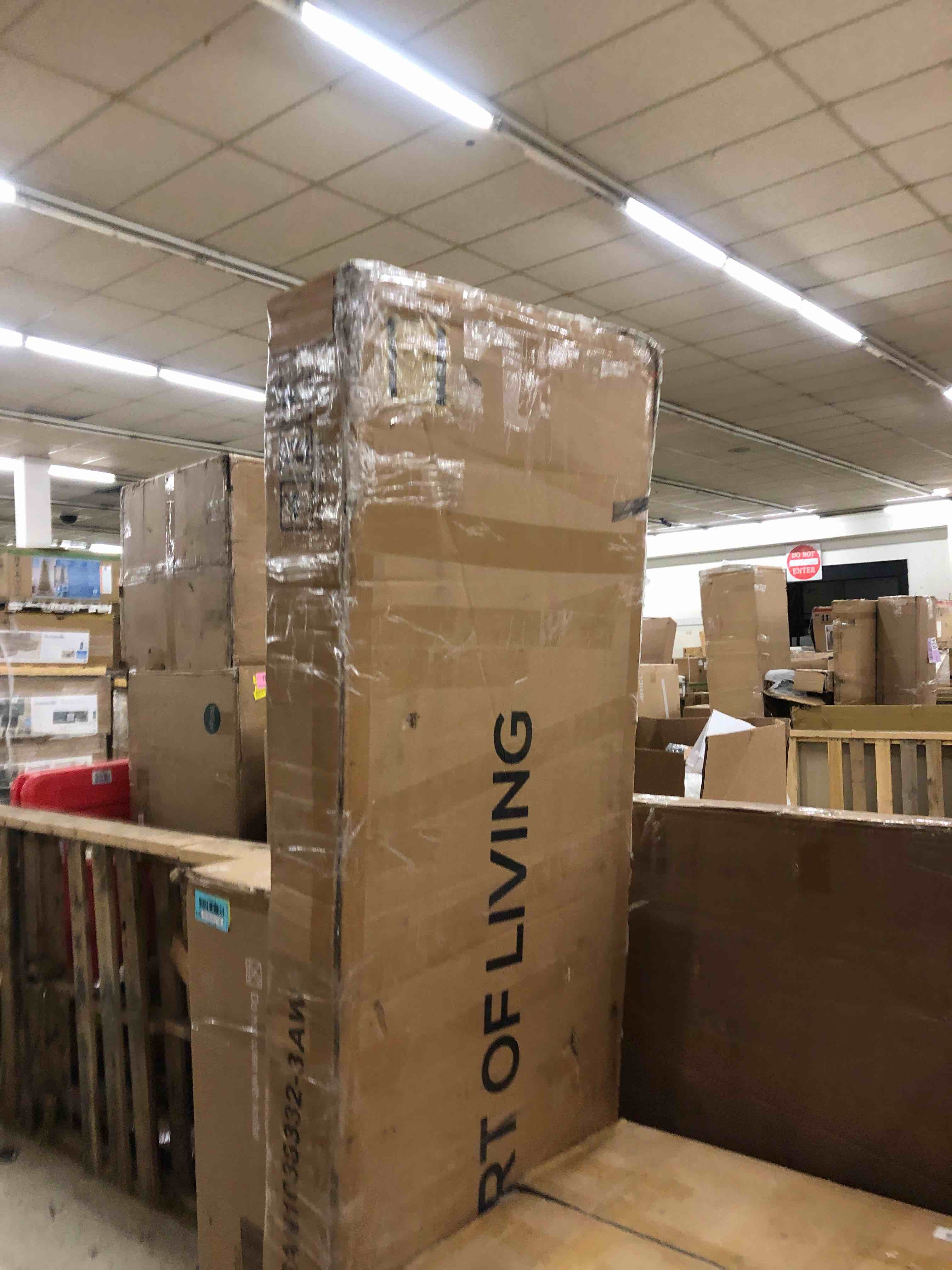 https://s3.amazonaws.com/lotting-images-prod/phillipi/BLU5639227_1743774915981.jpeg