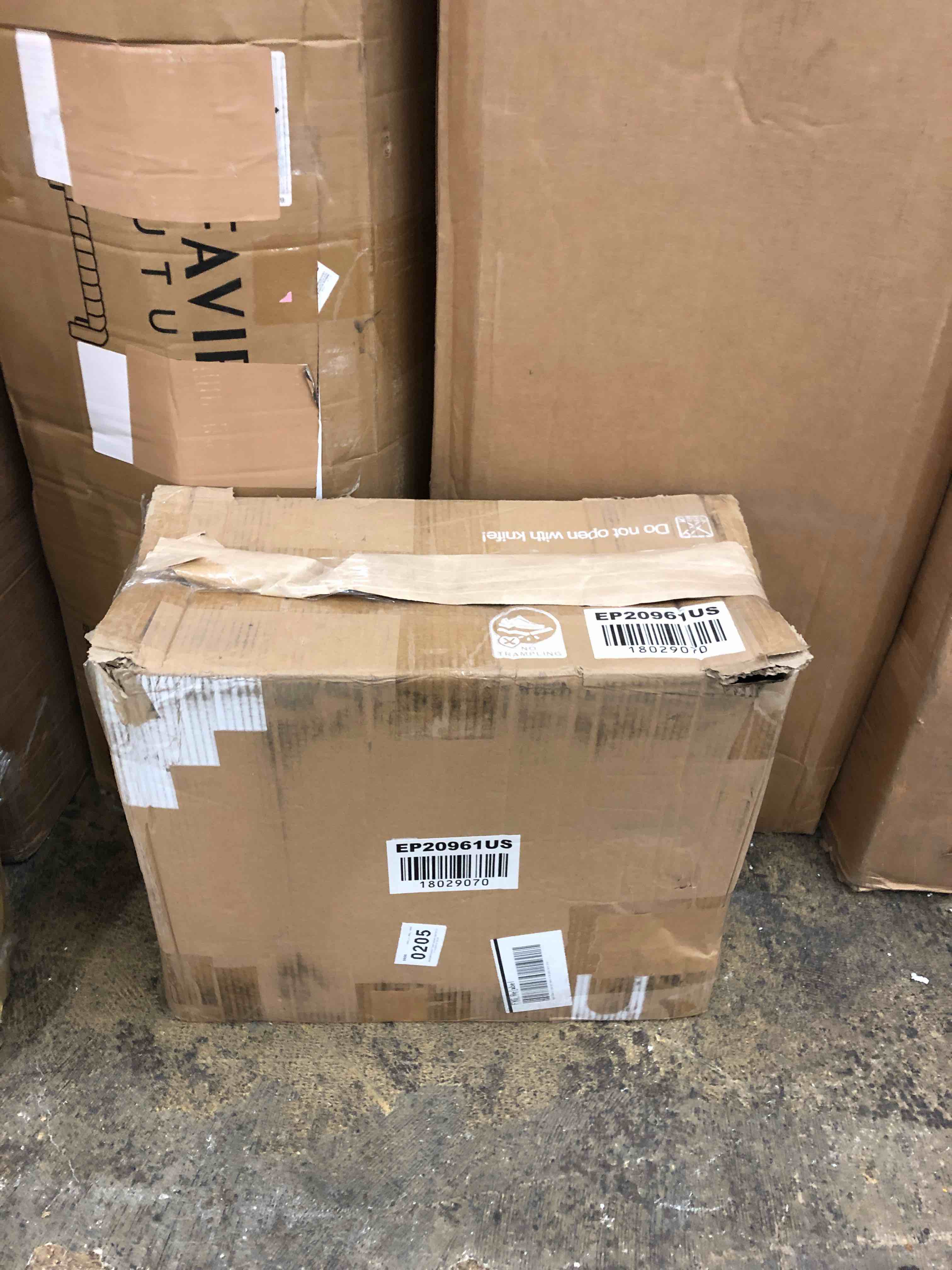 https://s3.amazonaws.com/lotting-images-prod/phillipi/BLU5639552_1746644145754.jpeg
