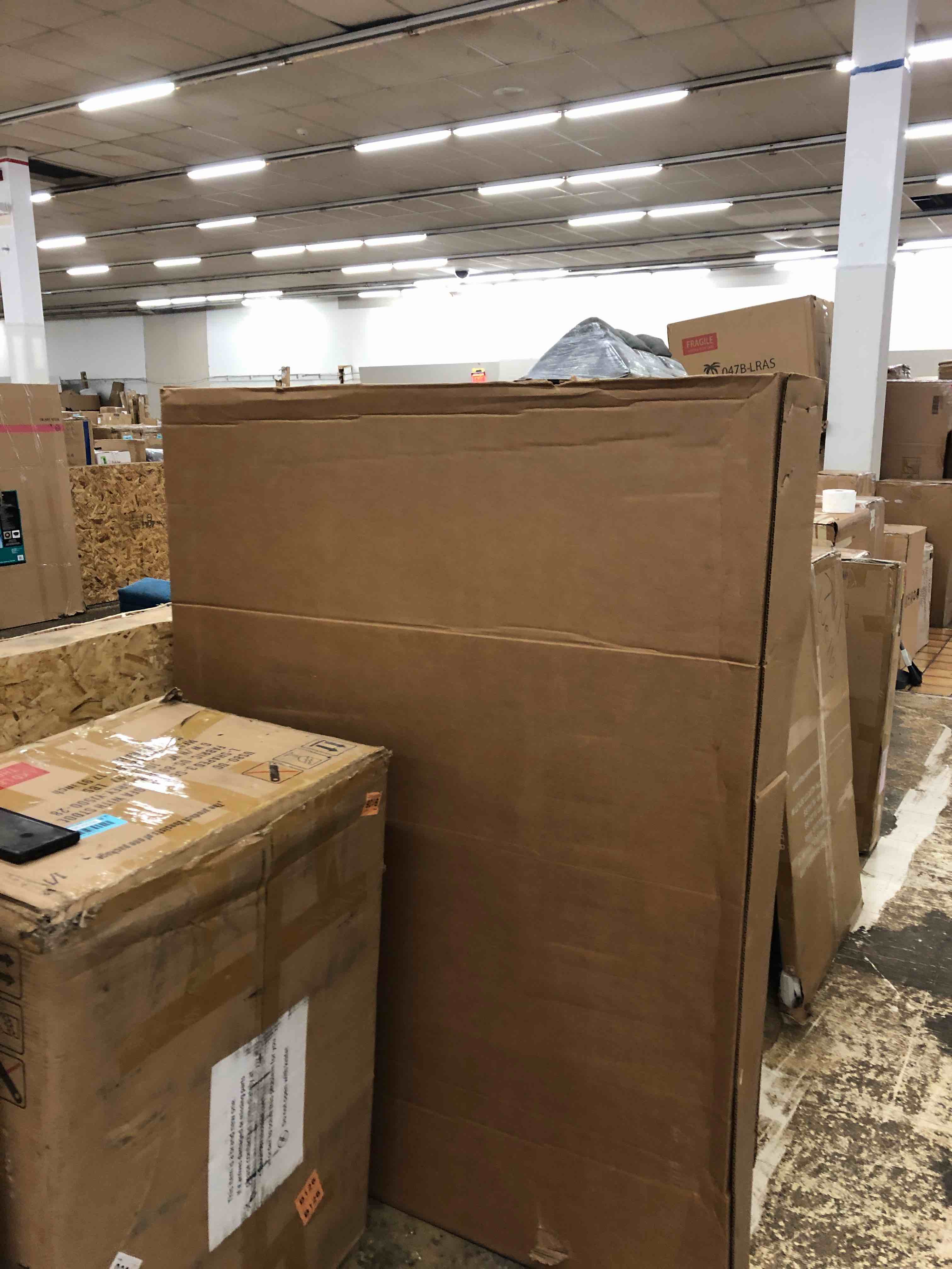 https://s3.amazonaws.com/lotting-images-prod/phillipi/BLU5639559_1746648759008.jpeg