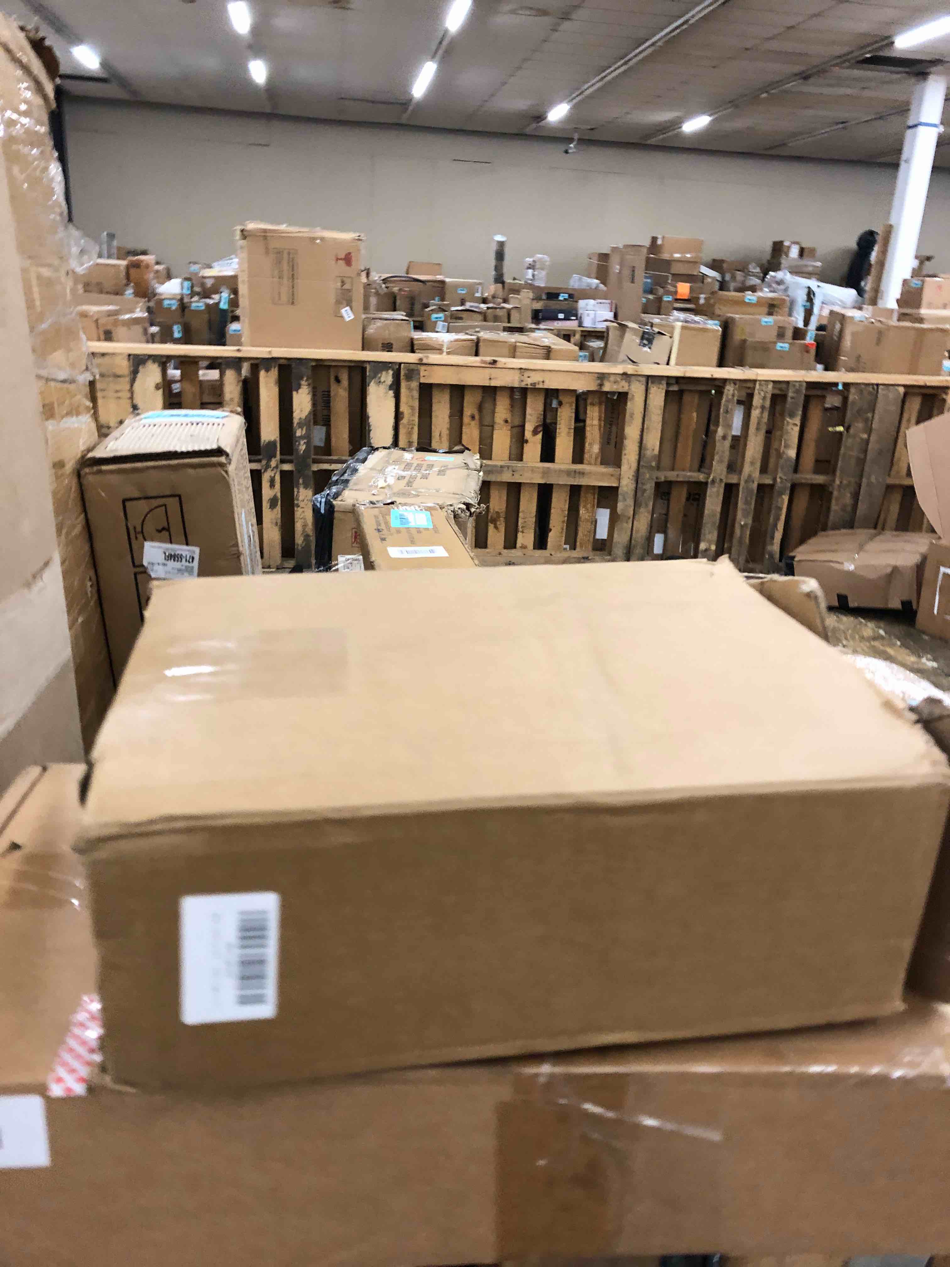 https://s3.amazonaws.com/lotting-images-prod/phillipi/BLU5639572_1746711868471.jpeg