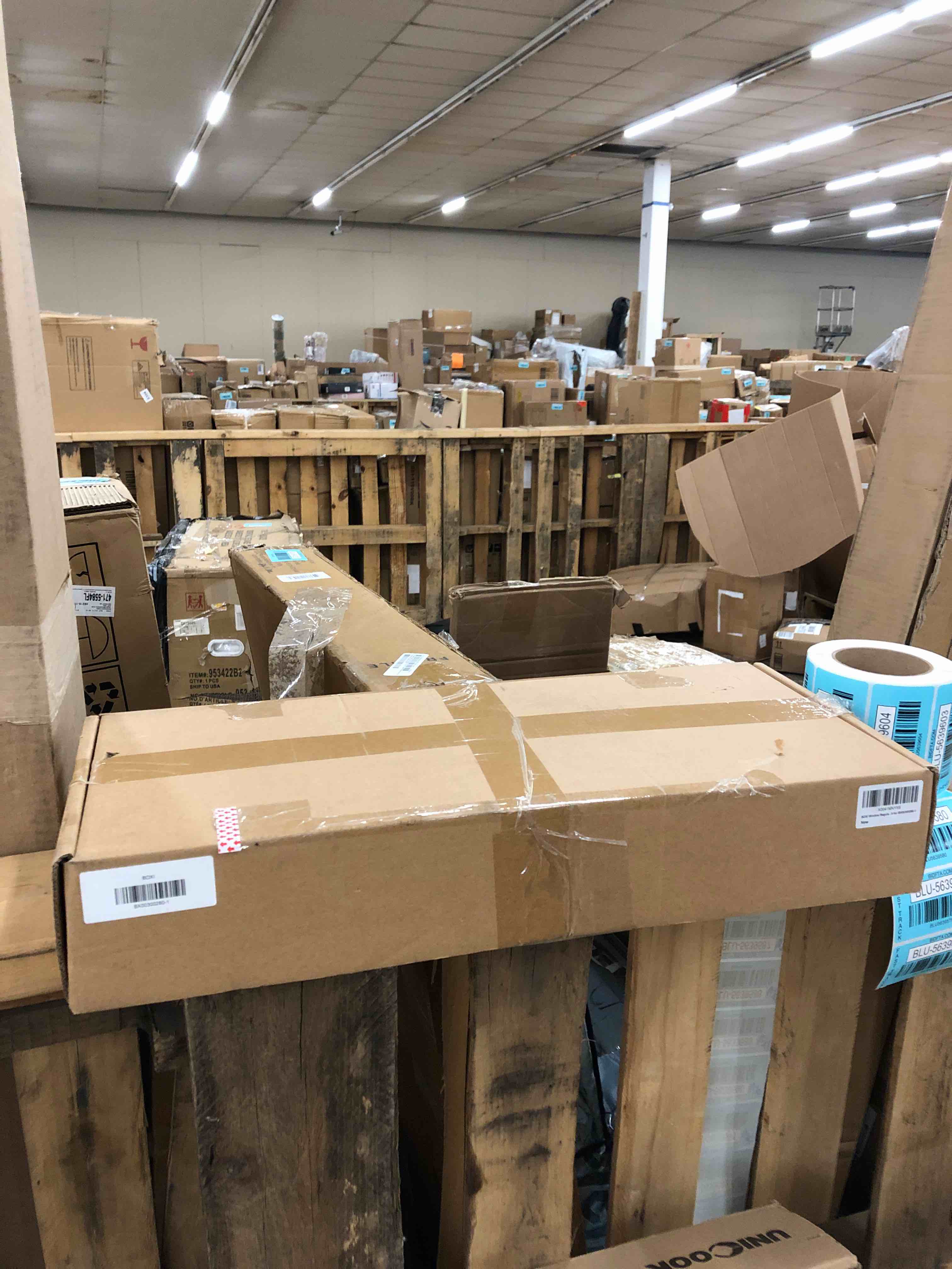 https://s3.amazonaws.com/lotting-images-prod/phillipi/BLU5639573_1746711945221.jpeg