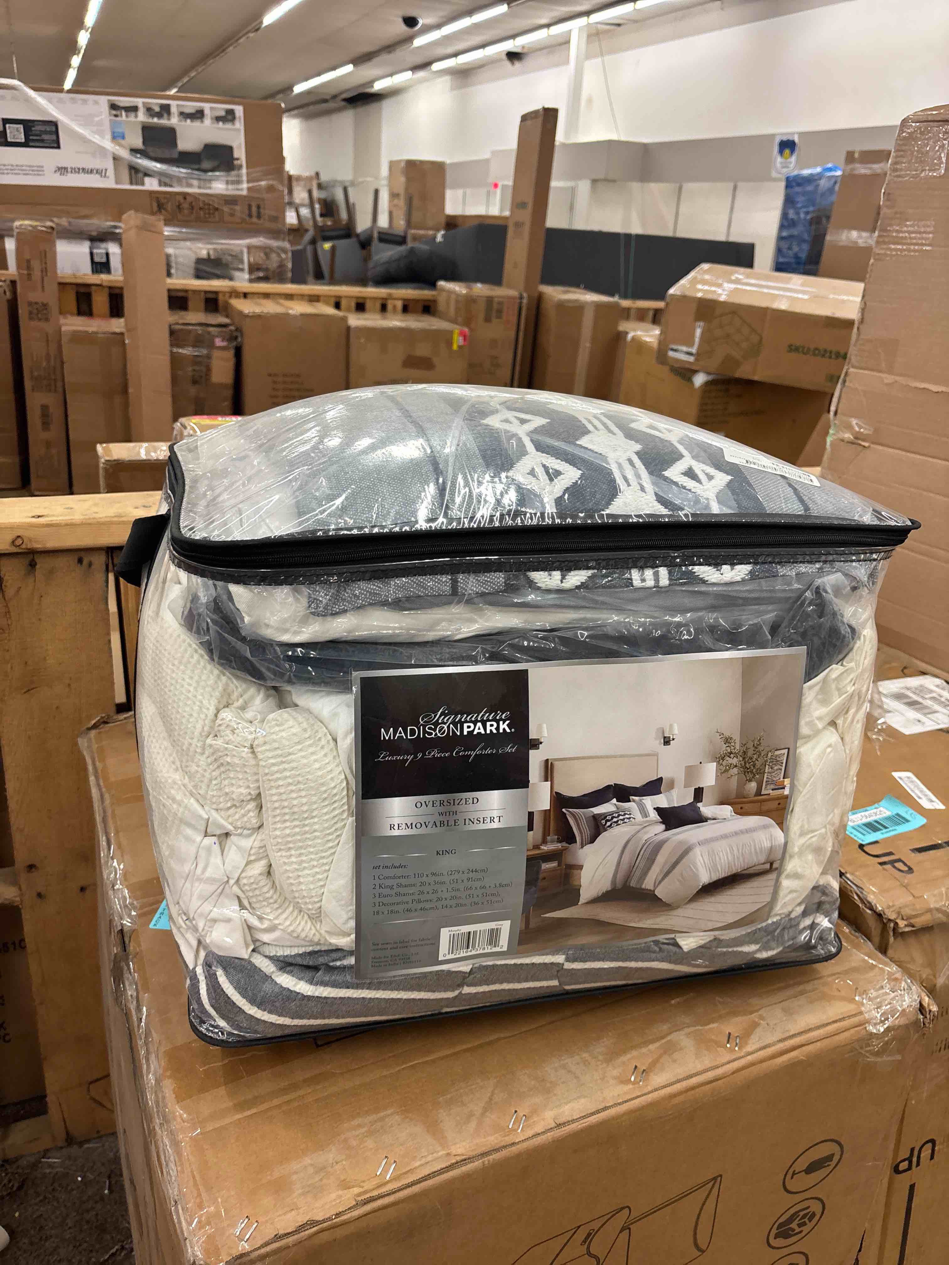 https://s3.amazonaws.com/lotting-images-prod/phillipi/BLU5640830_1745255040691.jpeg