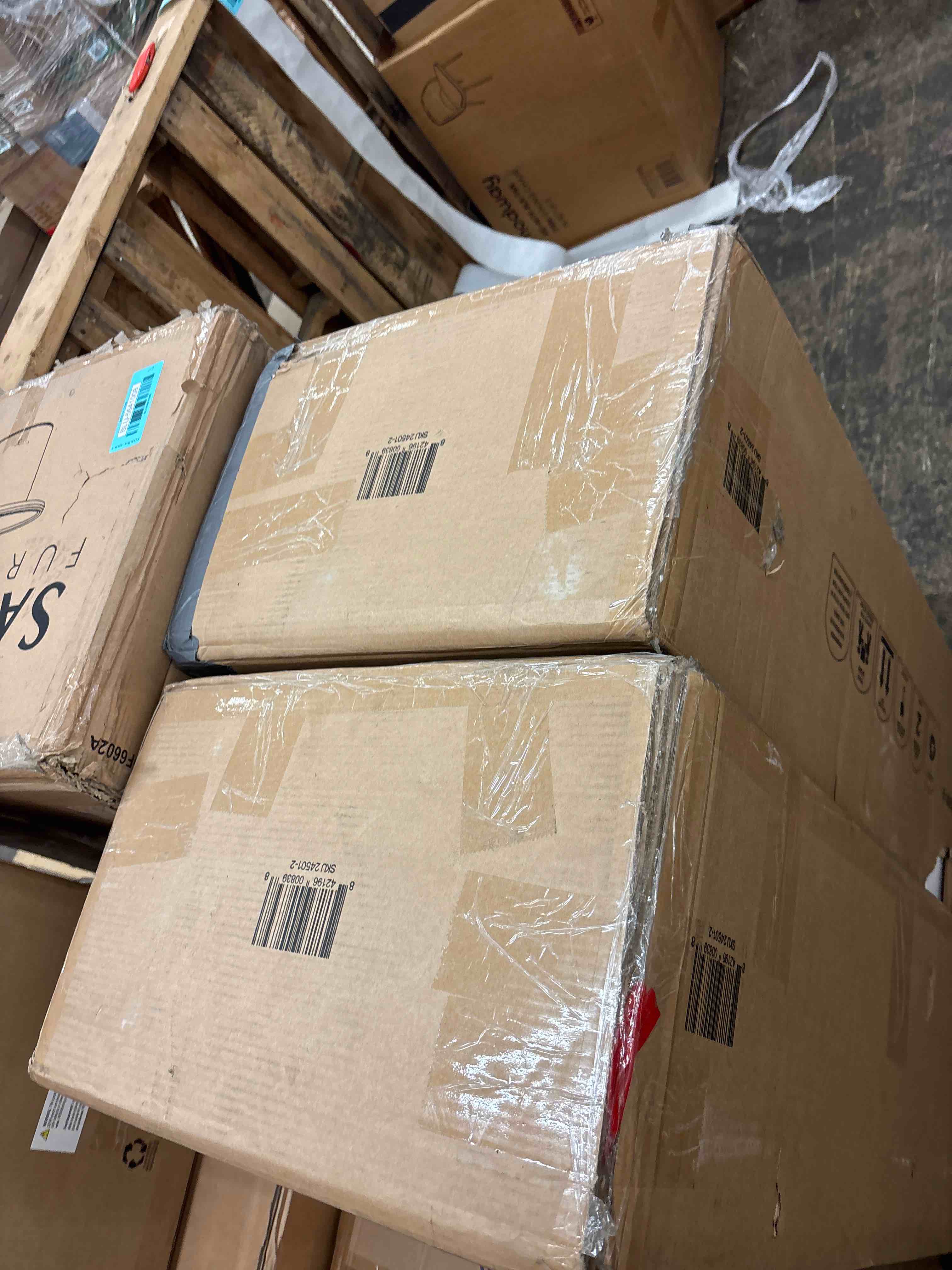 https://s3.amazonaws.com/lotting-images-prod/phillipi/BLU5641011_1745547301409.jpeg