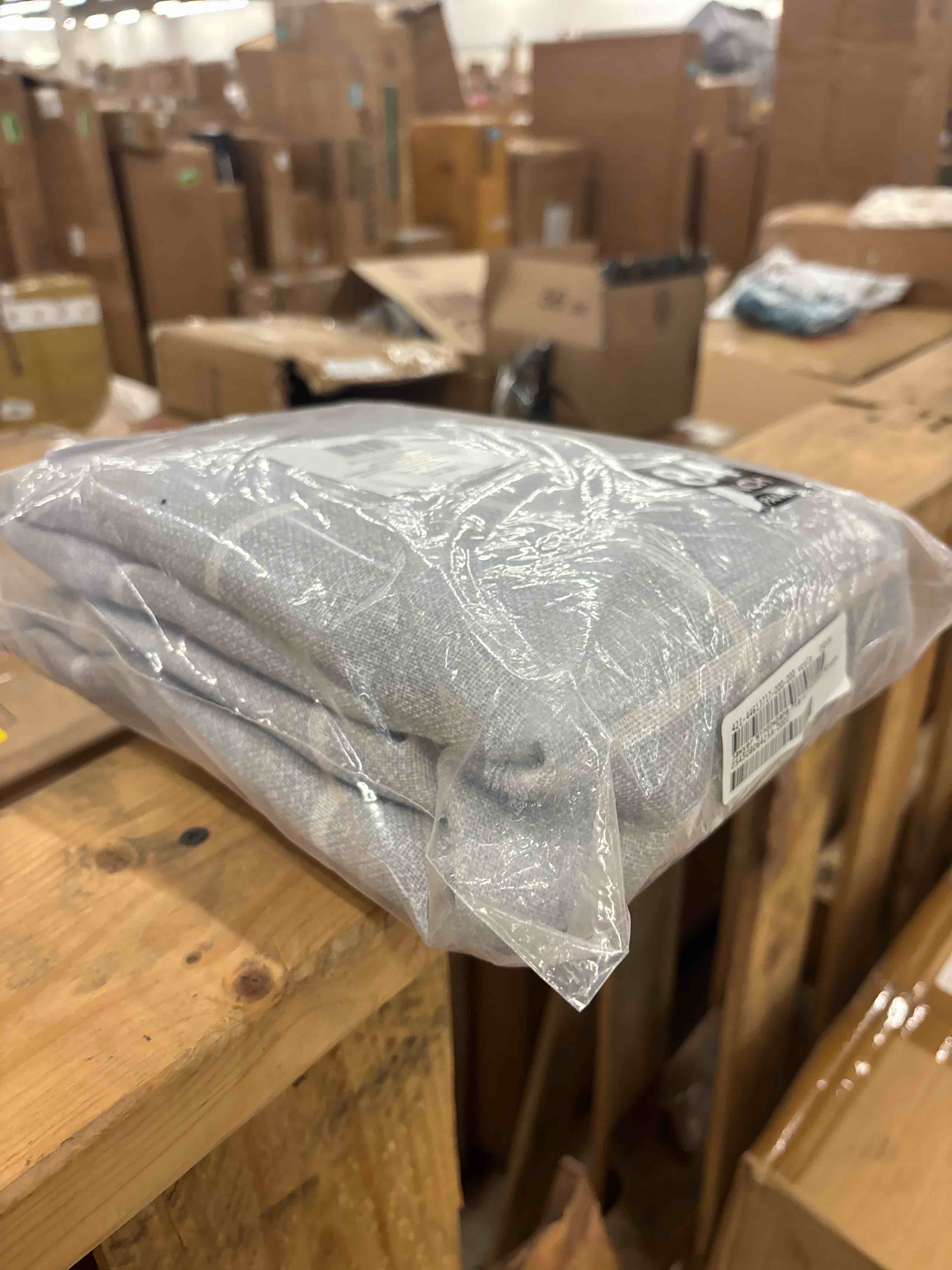 https://s3.amazonaws.com/lotting-images-prod/phillipi/BLU5641285_1746725342969.jpeg